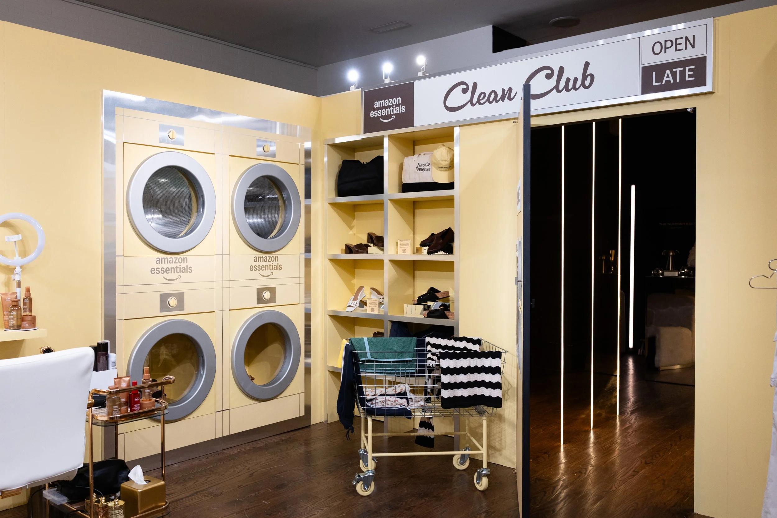 Copy of Copy of HAPPYMONDAY_AIPSUMMEREDIT_SRS_9011.jpg