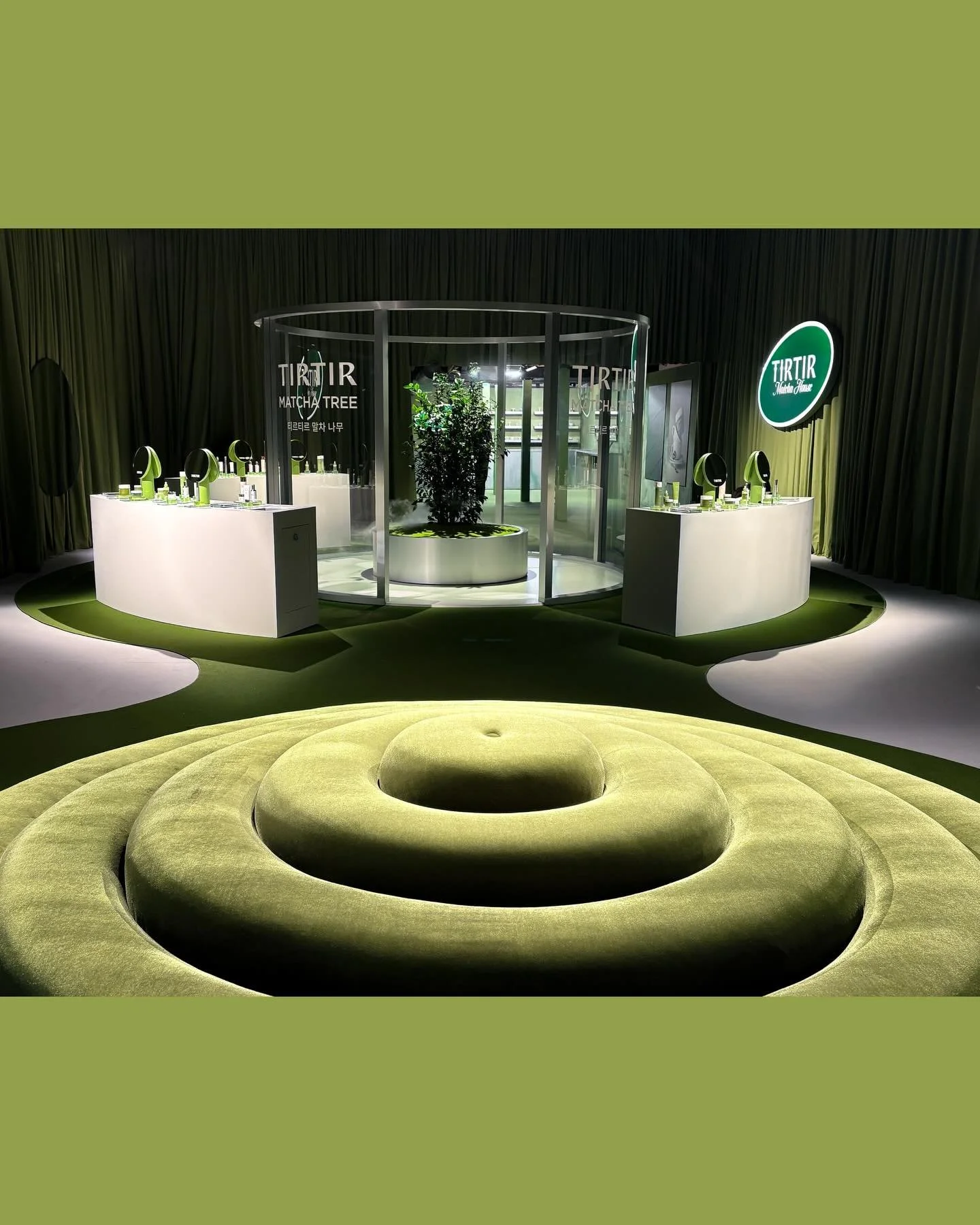 This spring, we decked out a Soho event space in Matcha-green for @tirtir_global Matcha House&ndash;featuring fabric-wrapped walls, custom lightboxes, and an acrylic enclosure full of drifting mist and a live tea tree.
To top it all off, we made (pro