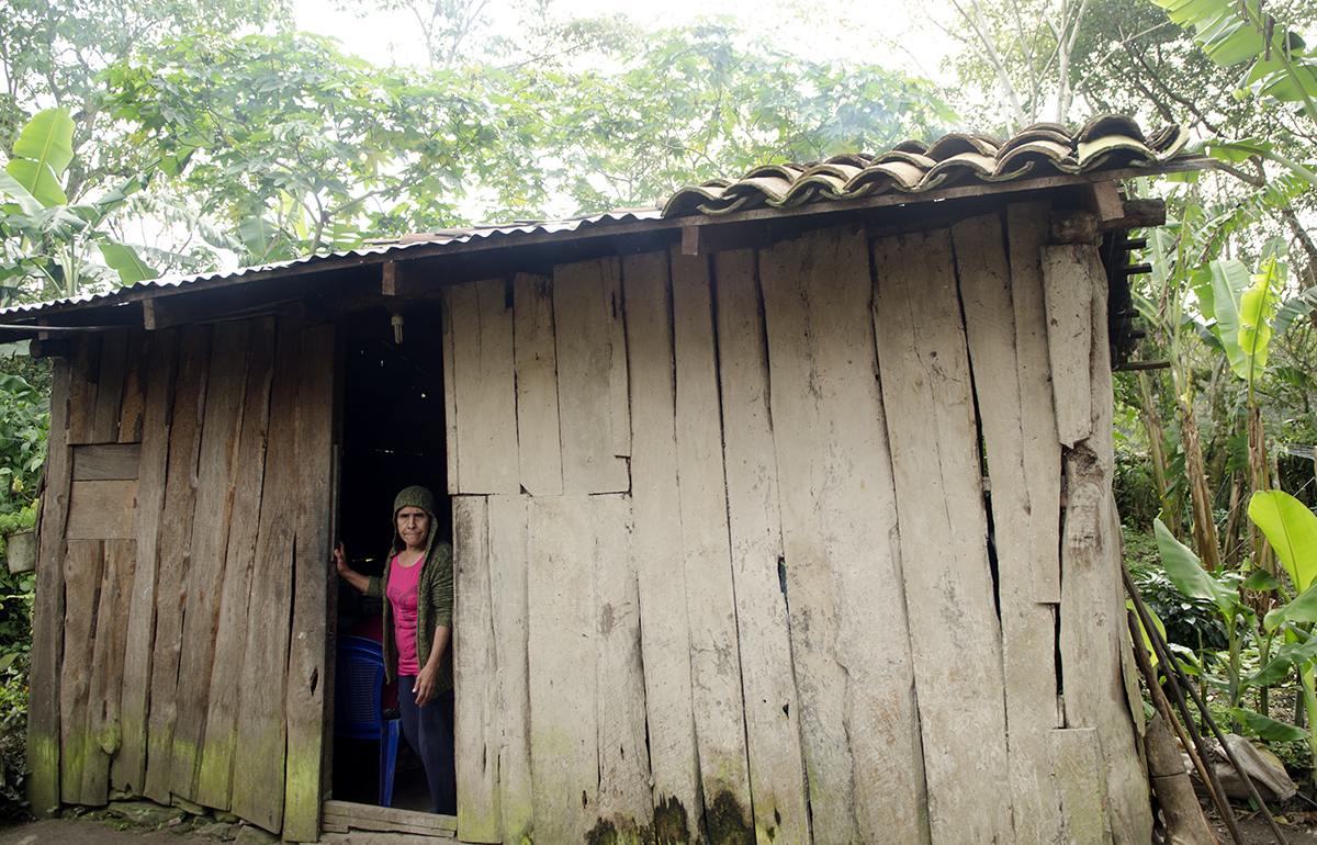  In El Sontule, Nicaragua, Modesta Flores, sixty, takes a quick break from cooking in her daughter’s kitchen. 