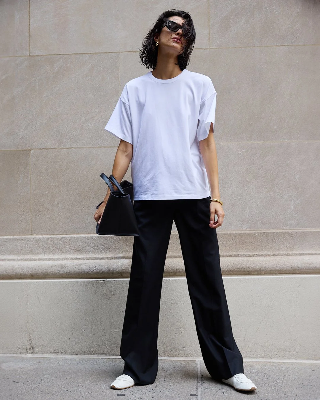 12_THE_OVERSIZED_TEE_IN-_WHITE_102.jpg