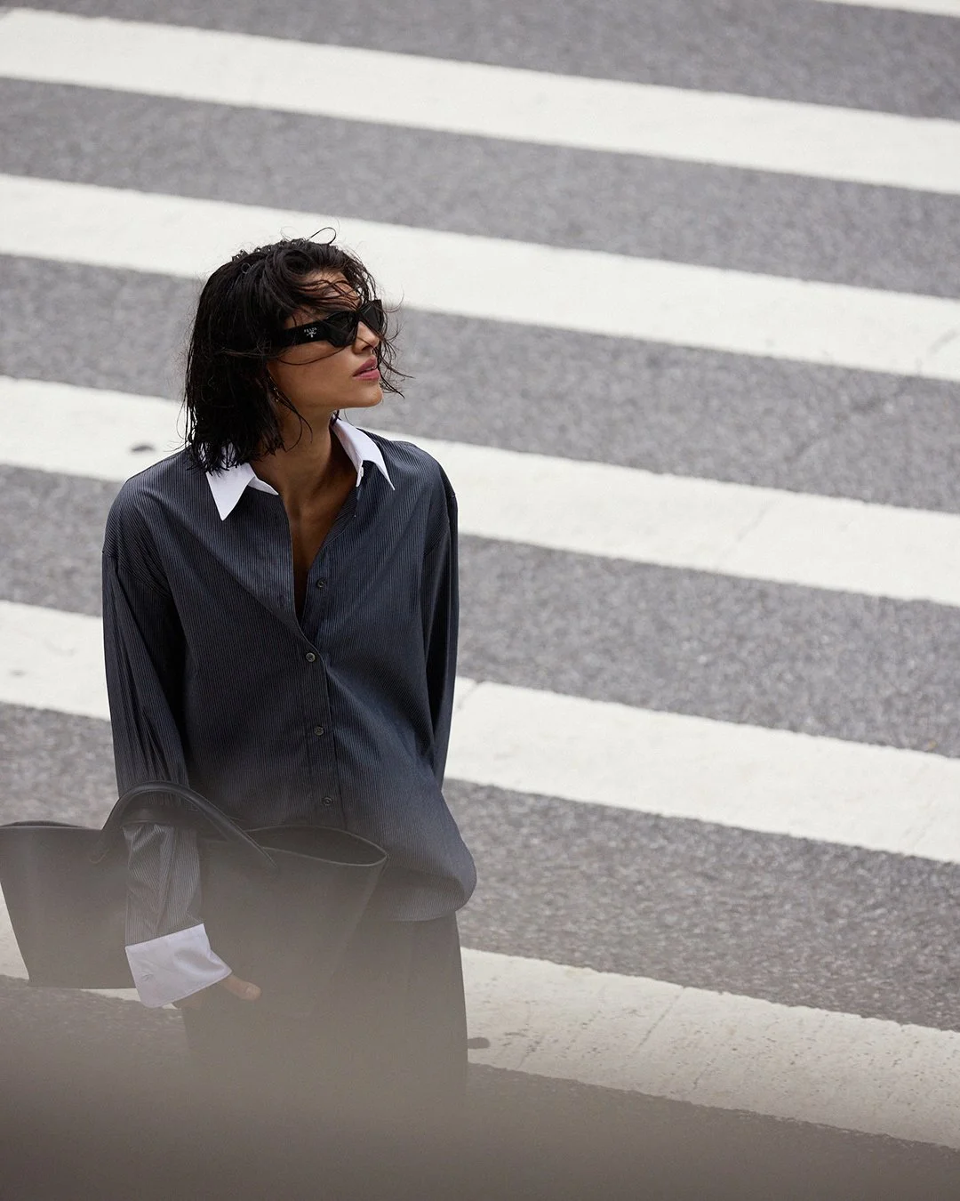 20_THE_EVERYTHING_SHIRT_IN_CHARCOAL_MICRO_STRIPE_457.jpg