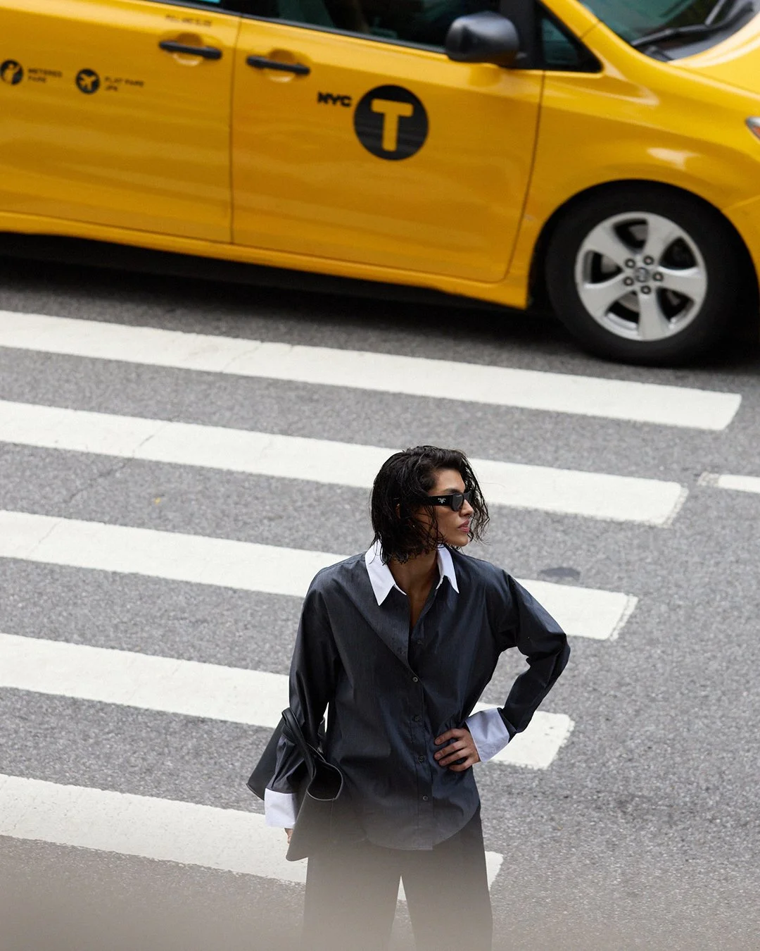 20_THE_EVERYTHING_SHIRT_IN_CHARCOAL_MICRO_STRIPE_603.jpg