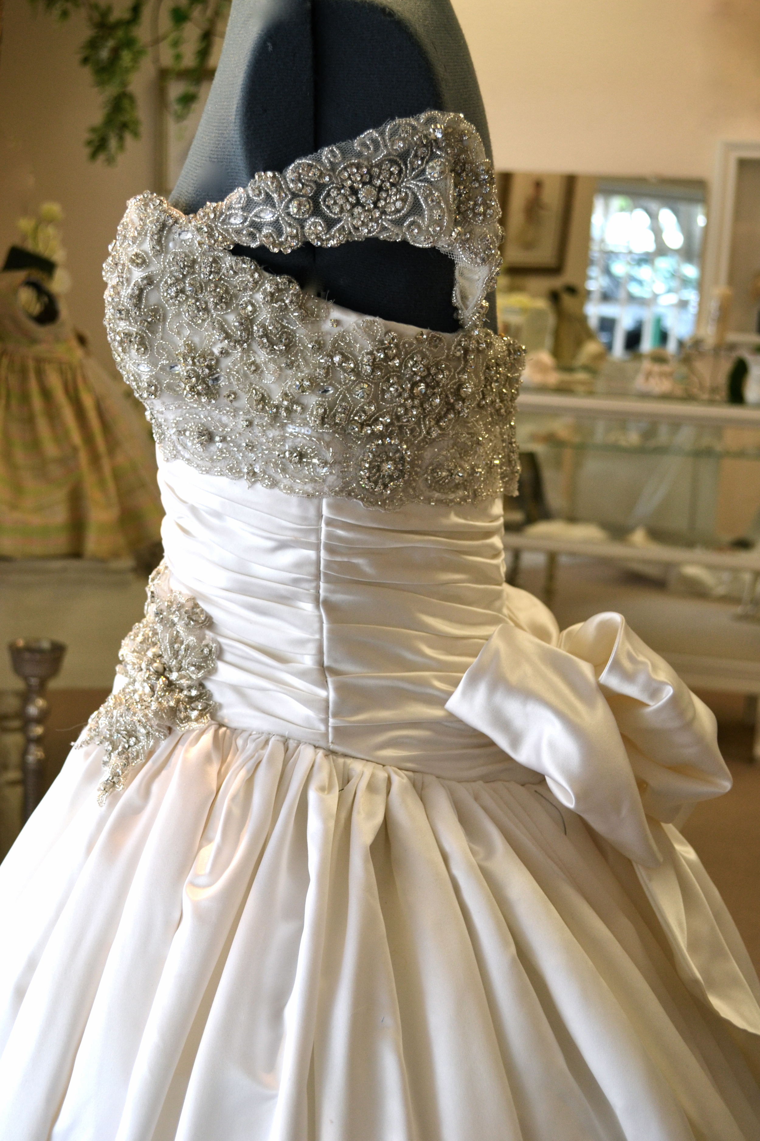 Debutantes — Coutures by Laura