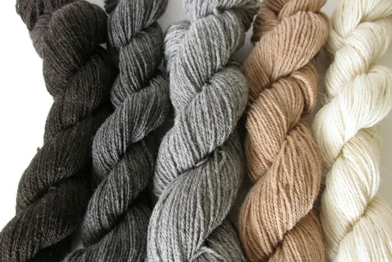 Mountain Meadow Wool (Wyoming) http://www.mountainmeadowwool.com/