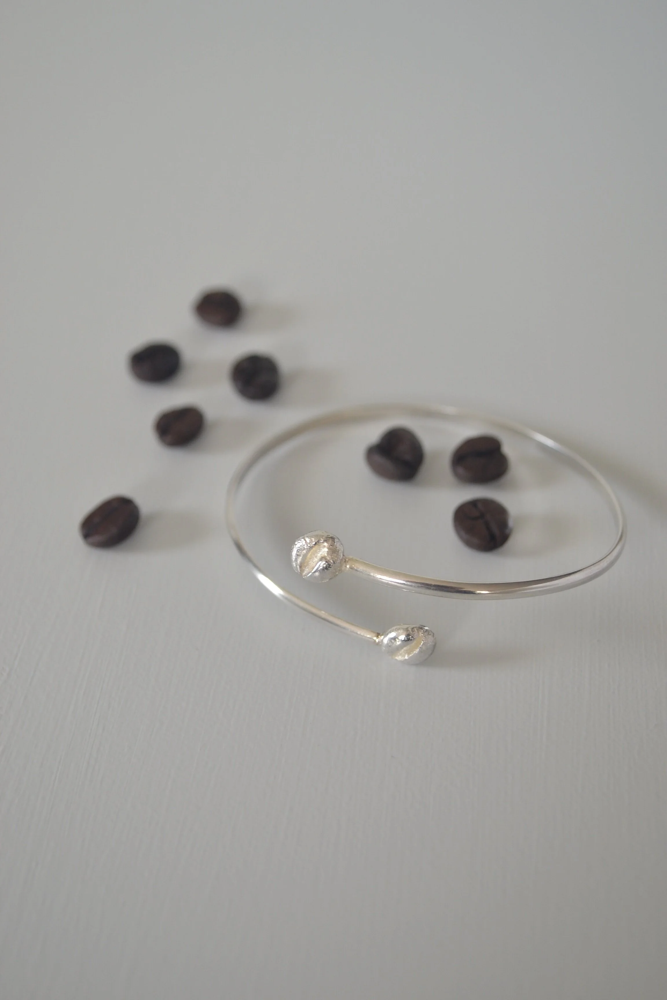 The+Dome+Coffee+Bean+Bracelet+-++Drifting+Winds+Studio++-+Adjustable+Bracelet+-+Driftingwindsstudio.com+-.jpg