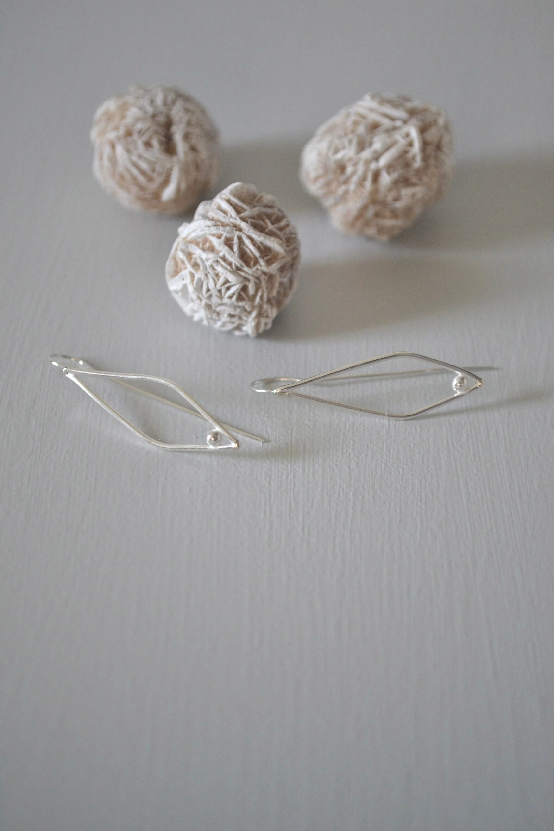 Solid+Silver+Earrings+-++Drifting+Winds+Studio+-+Driftingwindsstudio.com+-.jpg