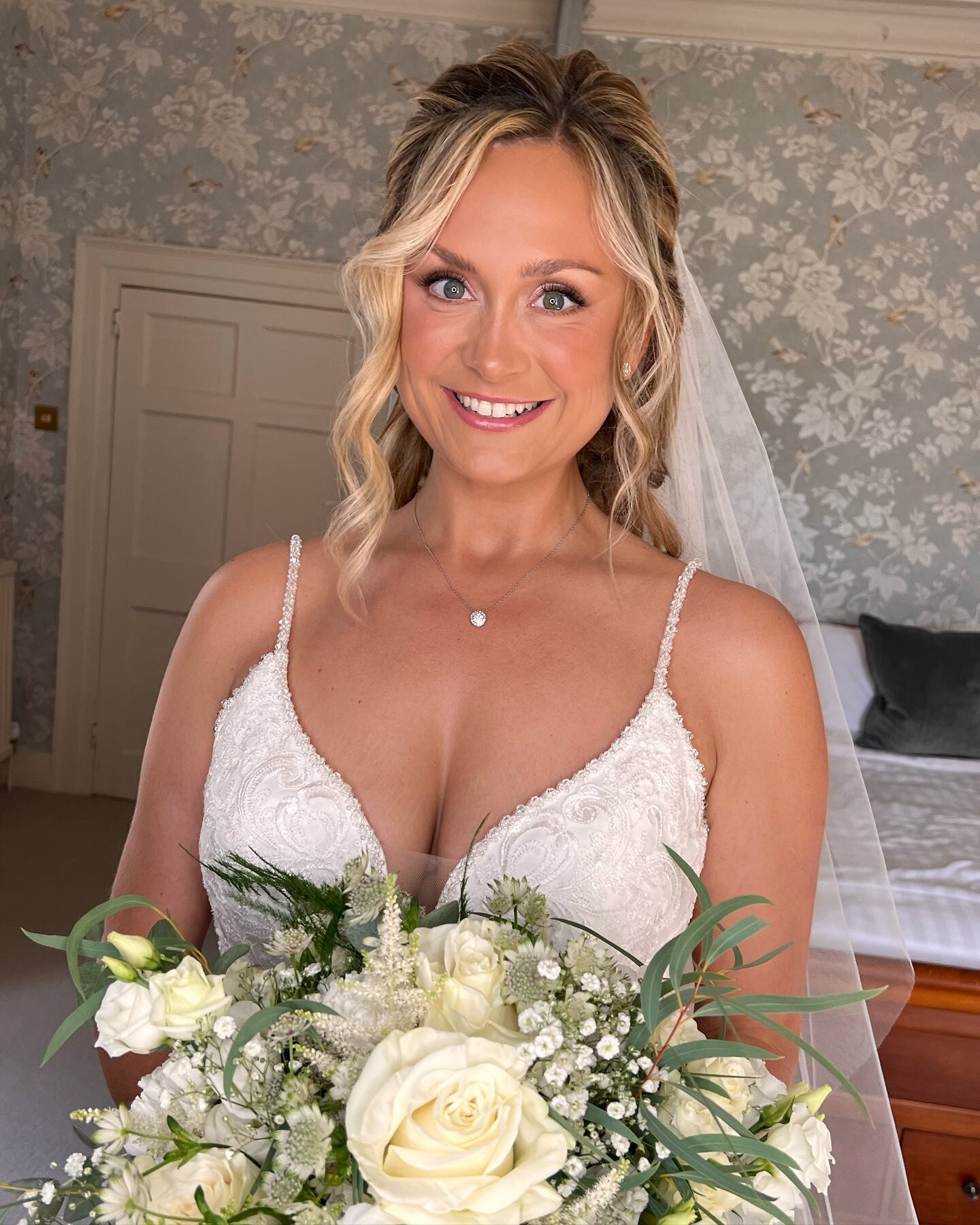 Emma // True Bridal Perfection ✨

Gorgeous hair by: @bybeaubabbington 

Glowing with blush and bright eyes, chocolate blended liner creating that soft defined look, finished with @charlottetilbury portobello girl the perfect natural glossy pink. 

✨B