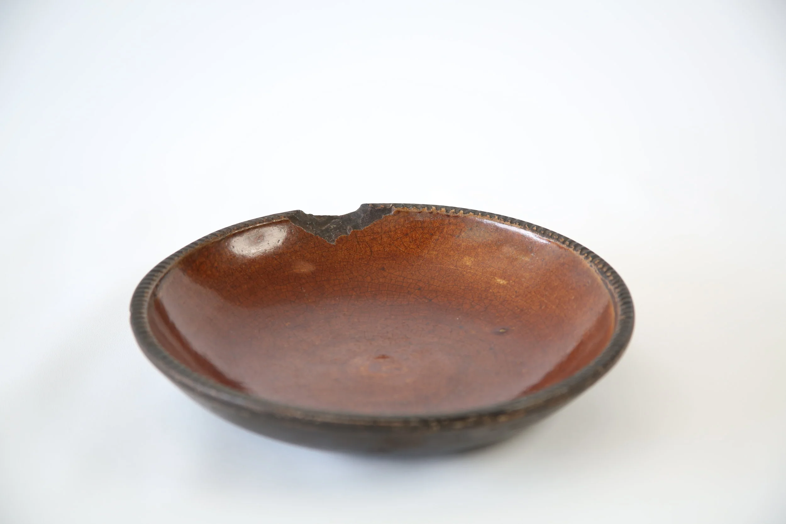 Early Redware Coggled Edge Dish