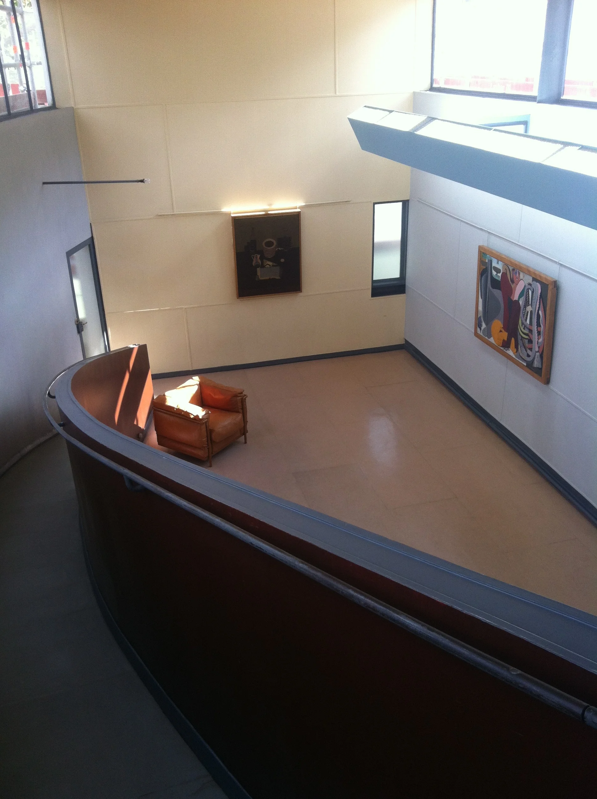 Le Corbusier, French Ceramics &amp; the Flea in Paris