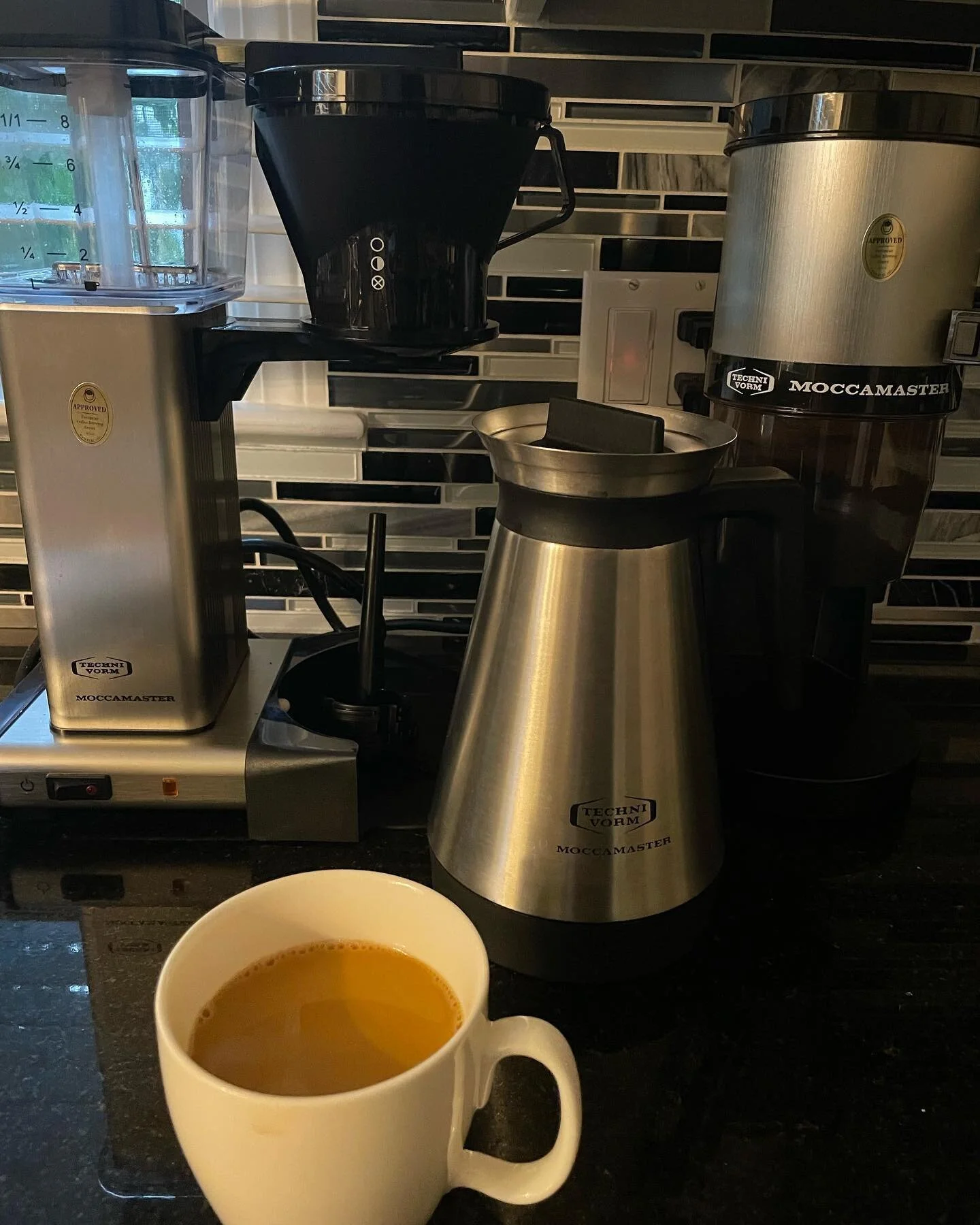 My Coffee set up on Cape Cod&hellip; primo results! Technivorm Moccamaster and the grinder that does an amazing job! #coffee #coffeetime #coffeelover #cafe #coffeeshop #coffeeaddict #food #espresso #love #coffeelovers #breakfast #barista #latte #tea 