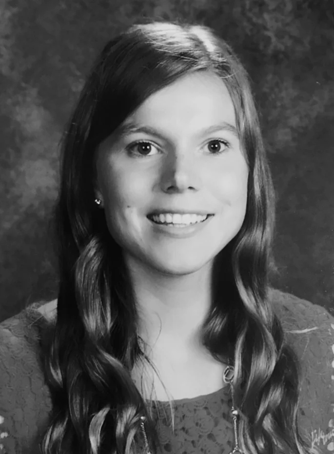 Sarah Rall 2.jpg