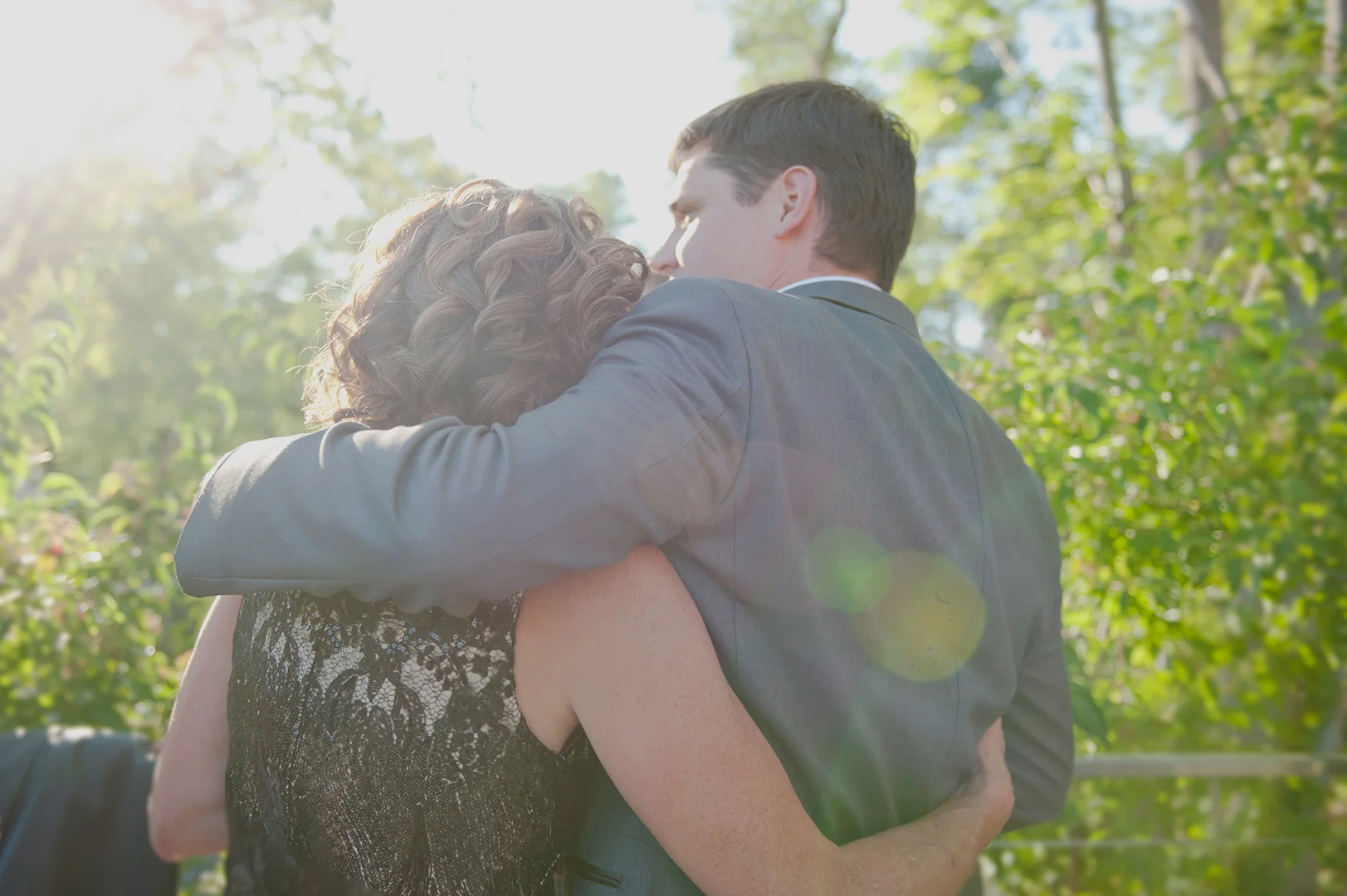 BEACON NY ROUNDHOUSE WEDDING PHOTOGRAPHER