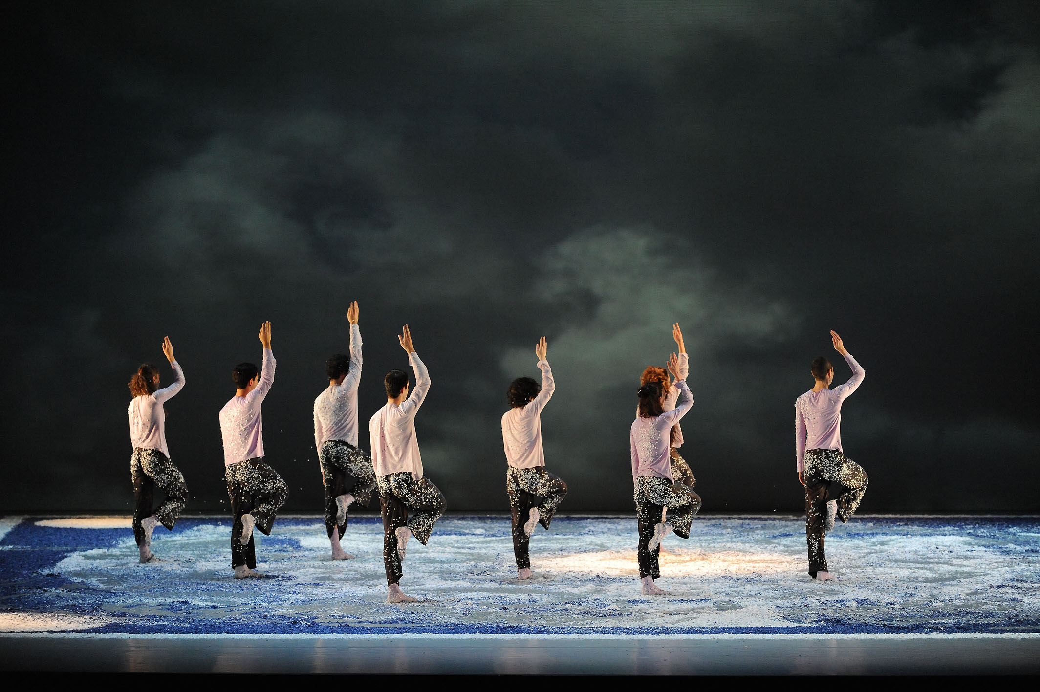 22 Re-I, photo by Roberto Ricci; Controluce Teatro Regio, Parma.jpg