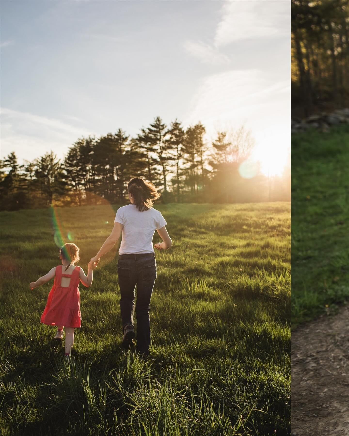 Exploring a meaningful place makes for very special photos. What a beautiful session in New Hampshire with some of my amazing returning clients. 💛

#emilylordphoto #family #familyadventures #farm #newhampshire #spring #outside #specialplaces