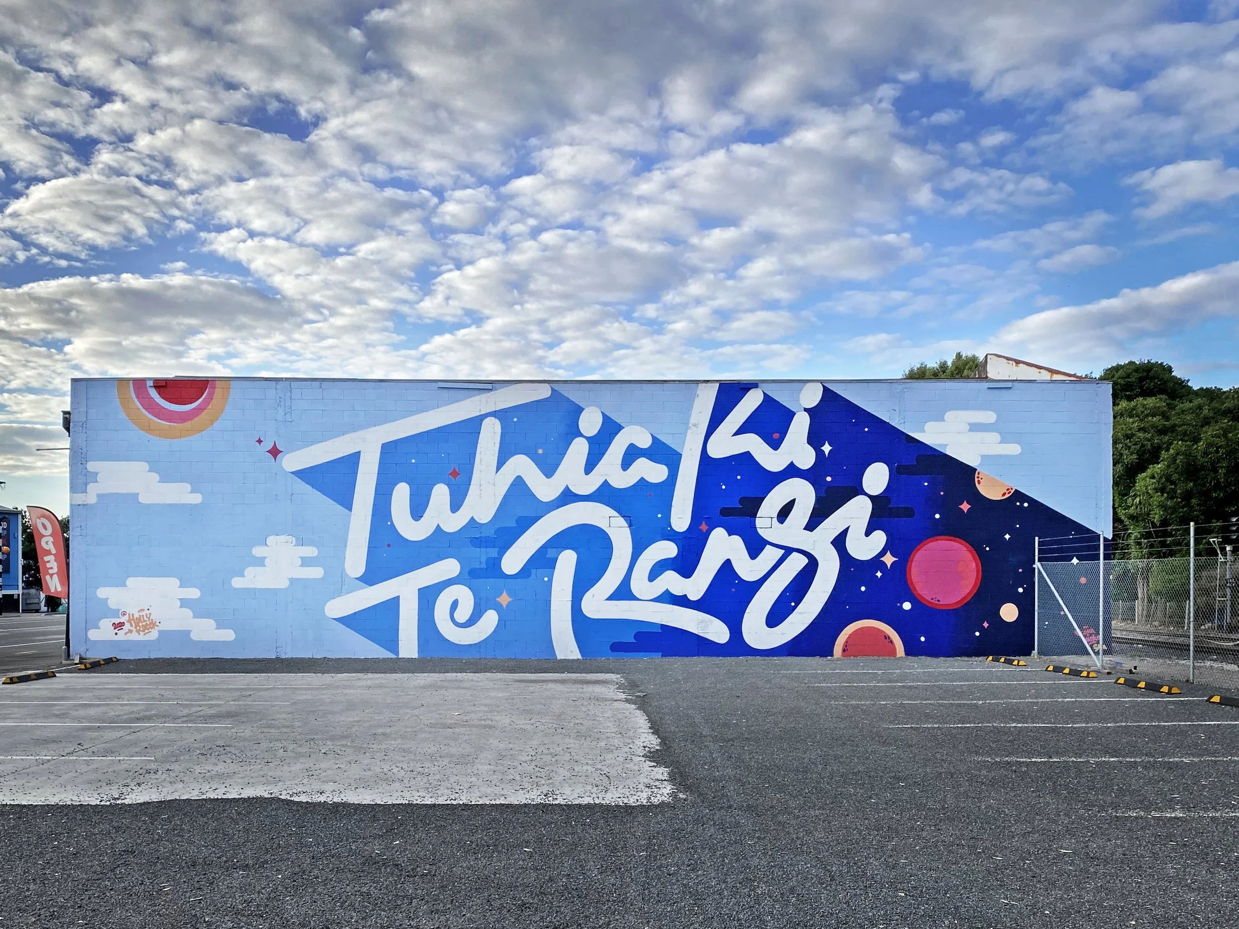 Tuhia (1).jpg