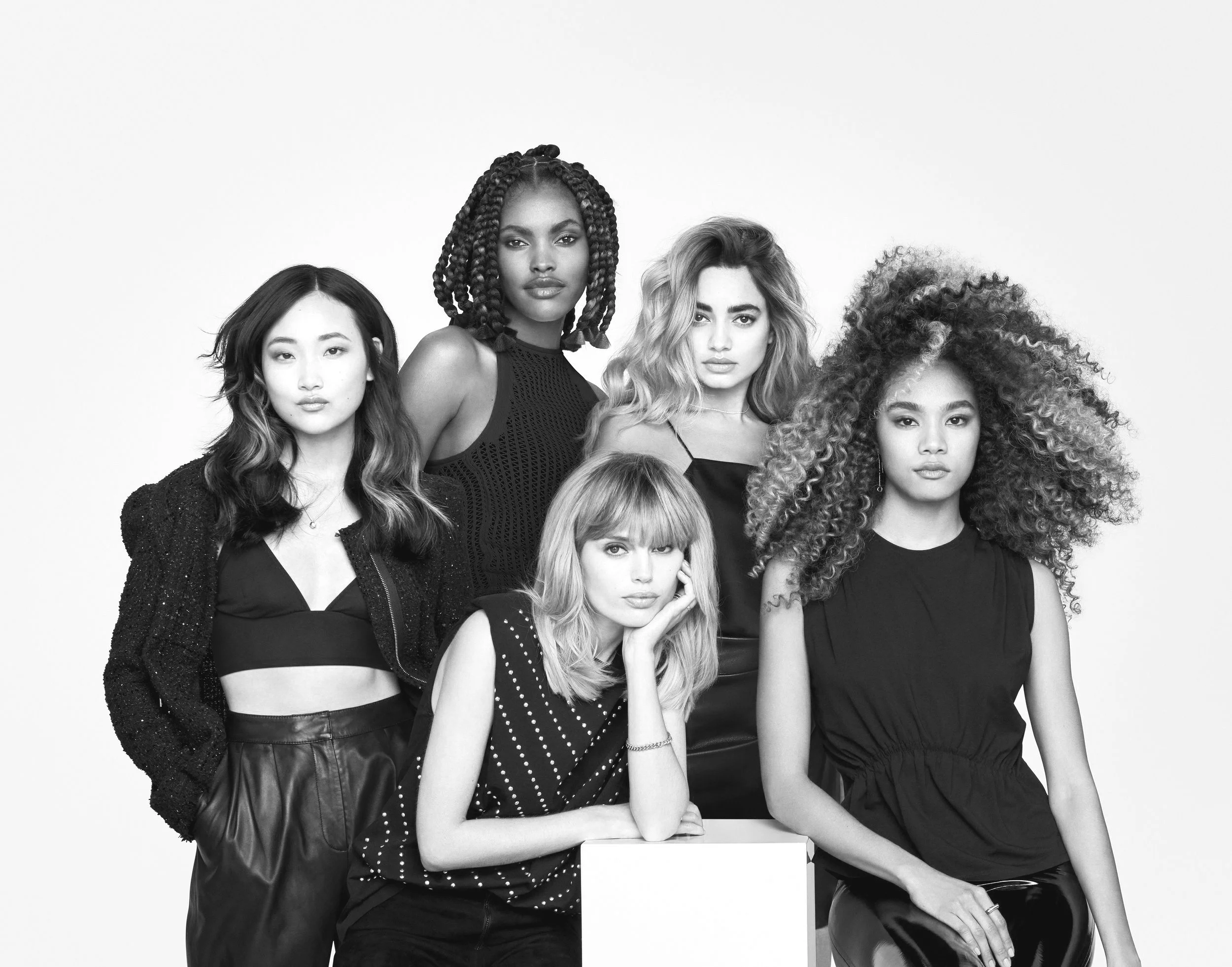 Redken-2022-Group+Model+Shot.jpg