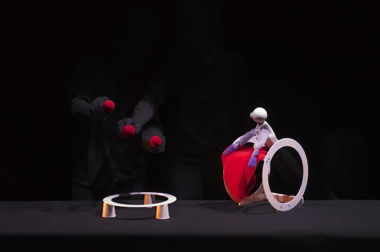 Reverse Cascade, photo by Adam Lobelson