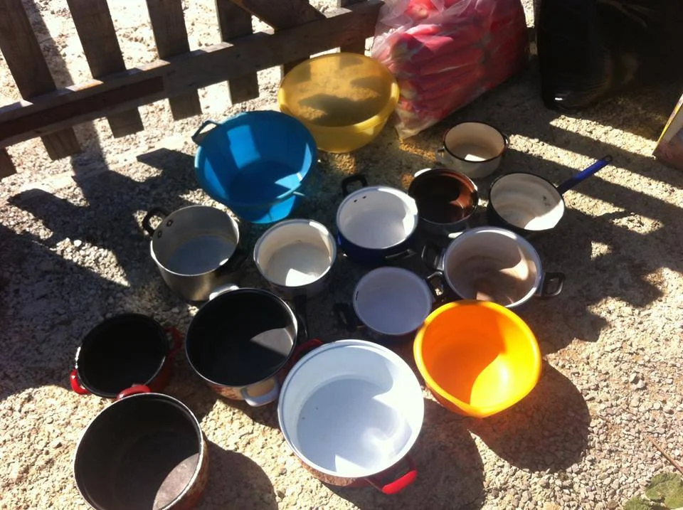 There are A LOT of hungry mouths to feed at Duga!
