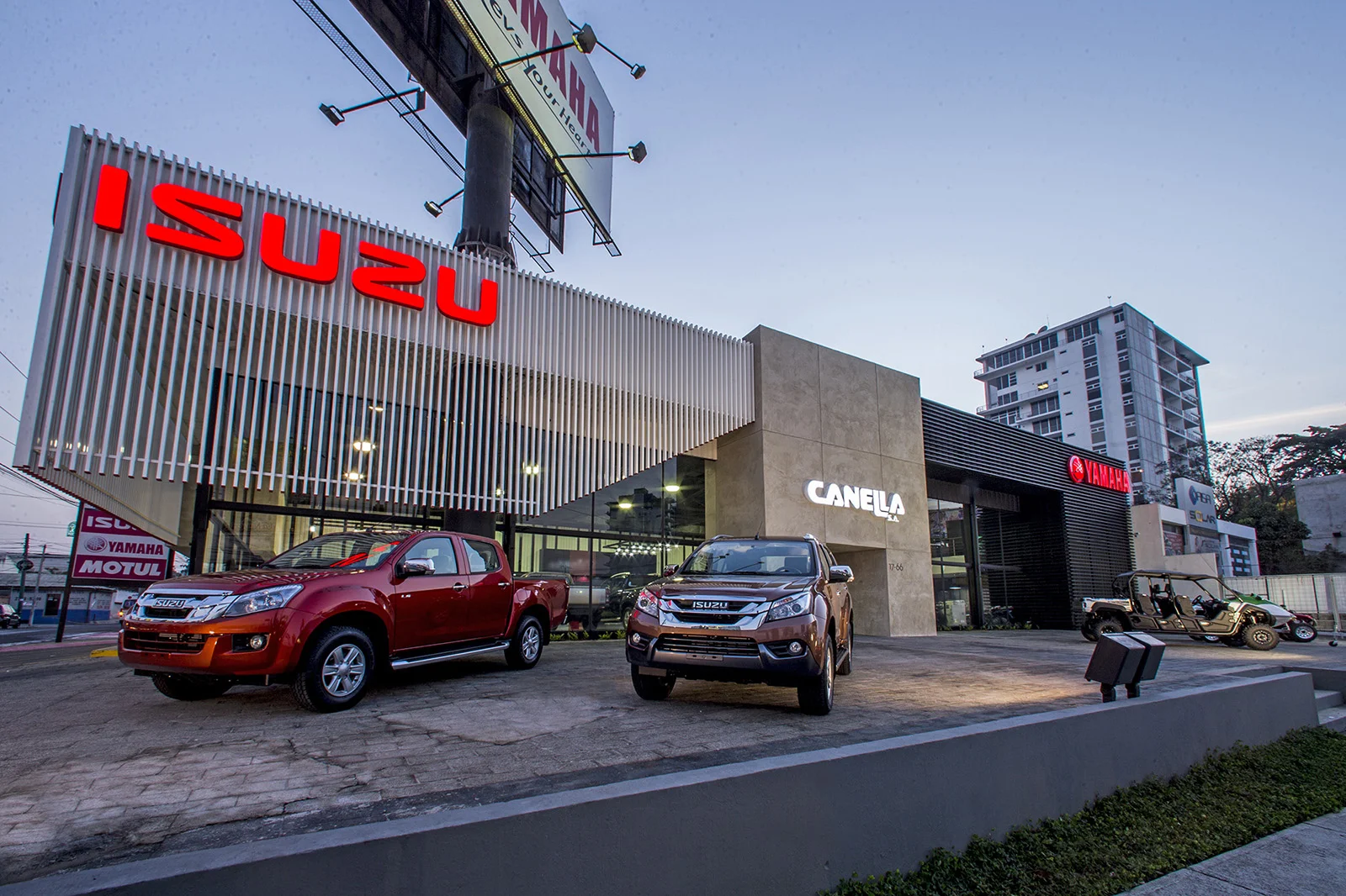 A94T7714 copy small.jpg