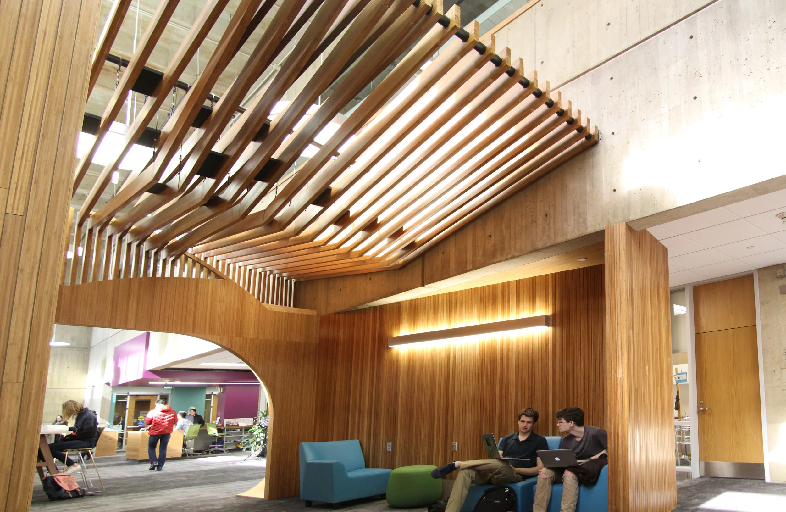 PORTAL INTERIOR.jpg