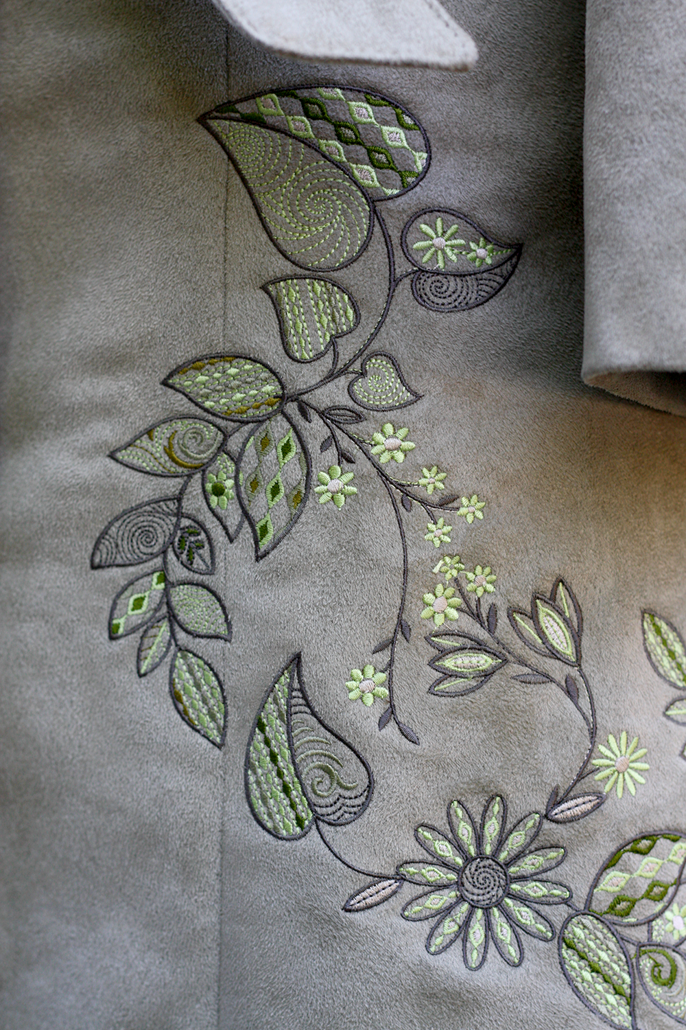 lichen_detail.png