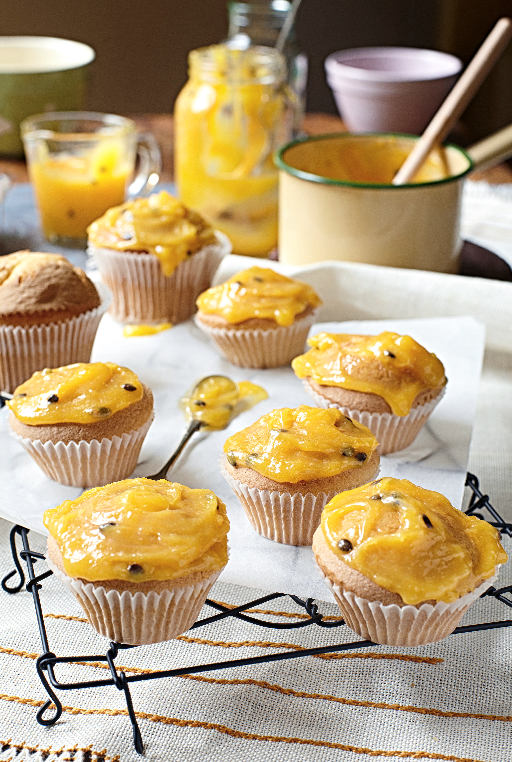 Passionfruit cupcakes
