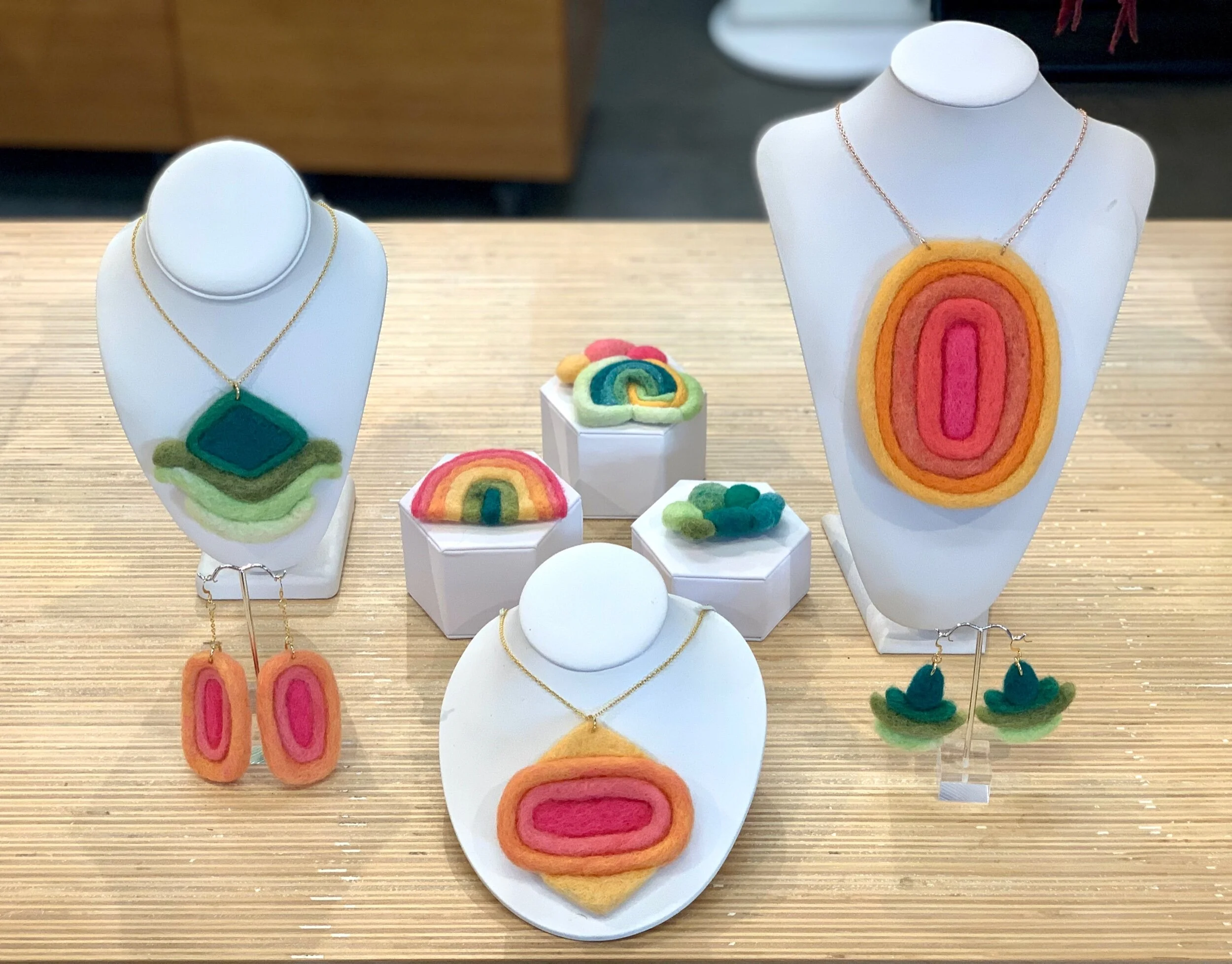 FC97FC90-D2B1-457B-A709-BD2C7E66F455