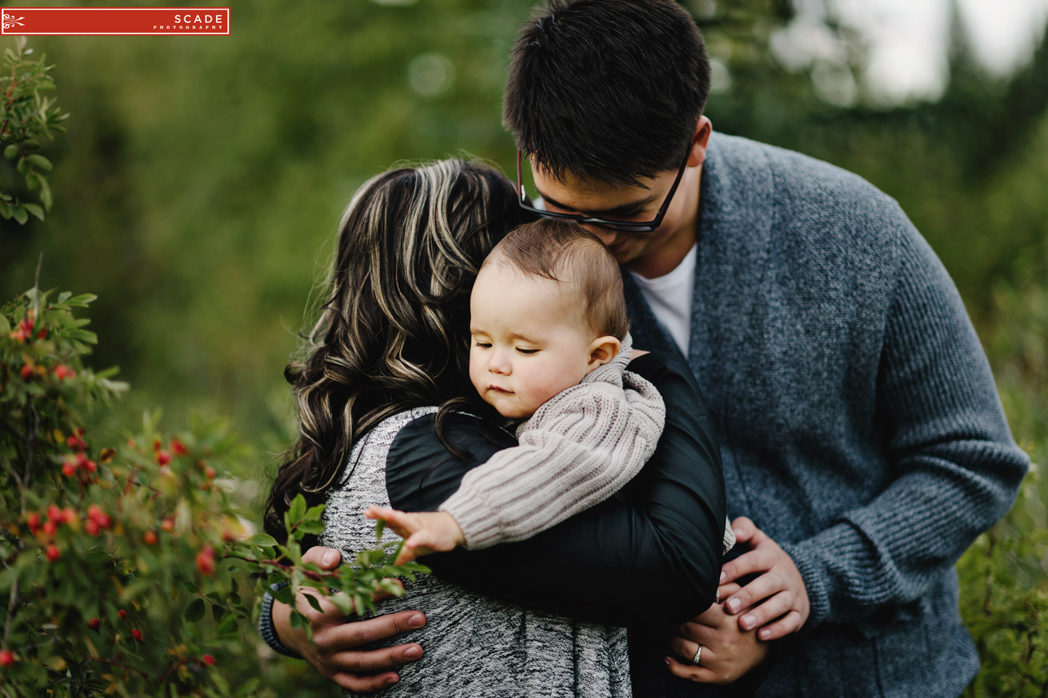 Edmonton Family and Engagement Session - Taylor and Natalia - 0004.JPG