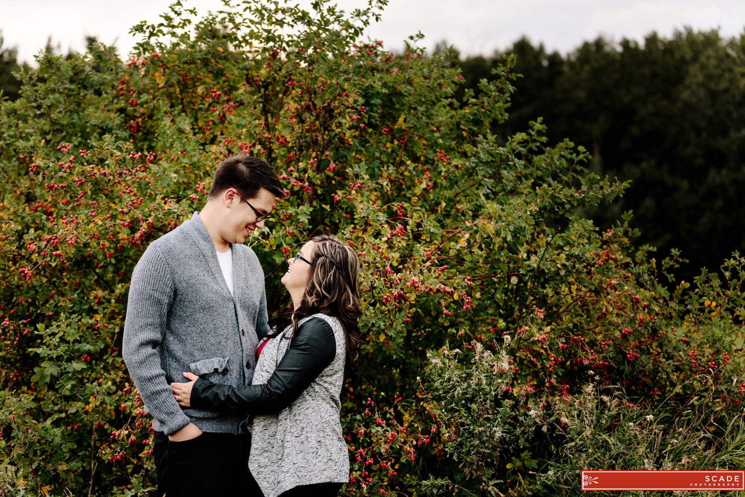 Edmonton Family and Engagement Session - Taylor and Natalia - 0007.JPG