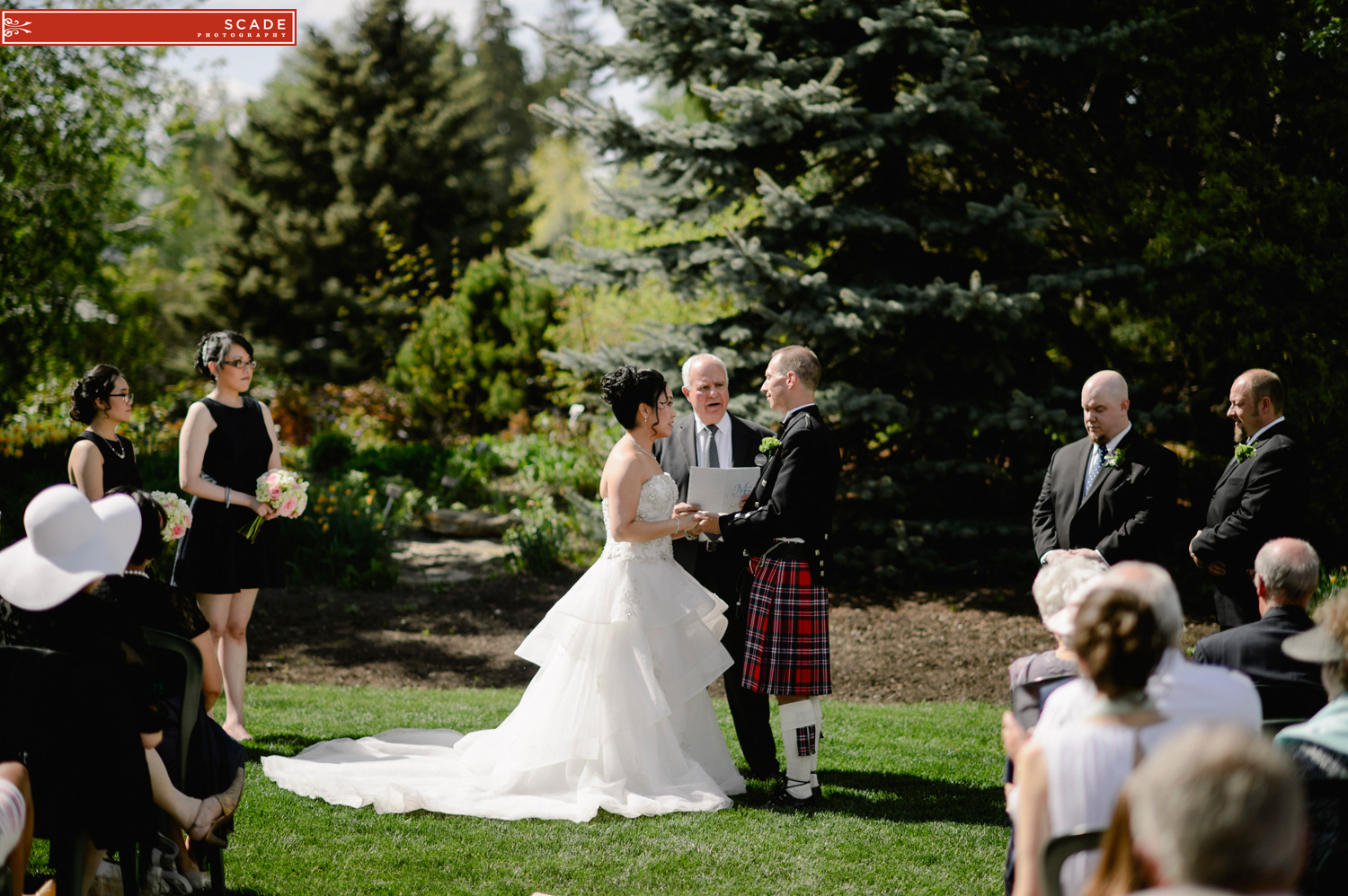 Calgary Zoo Wedding - Janet and Jon