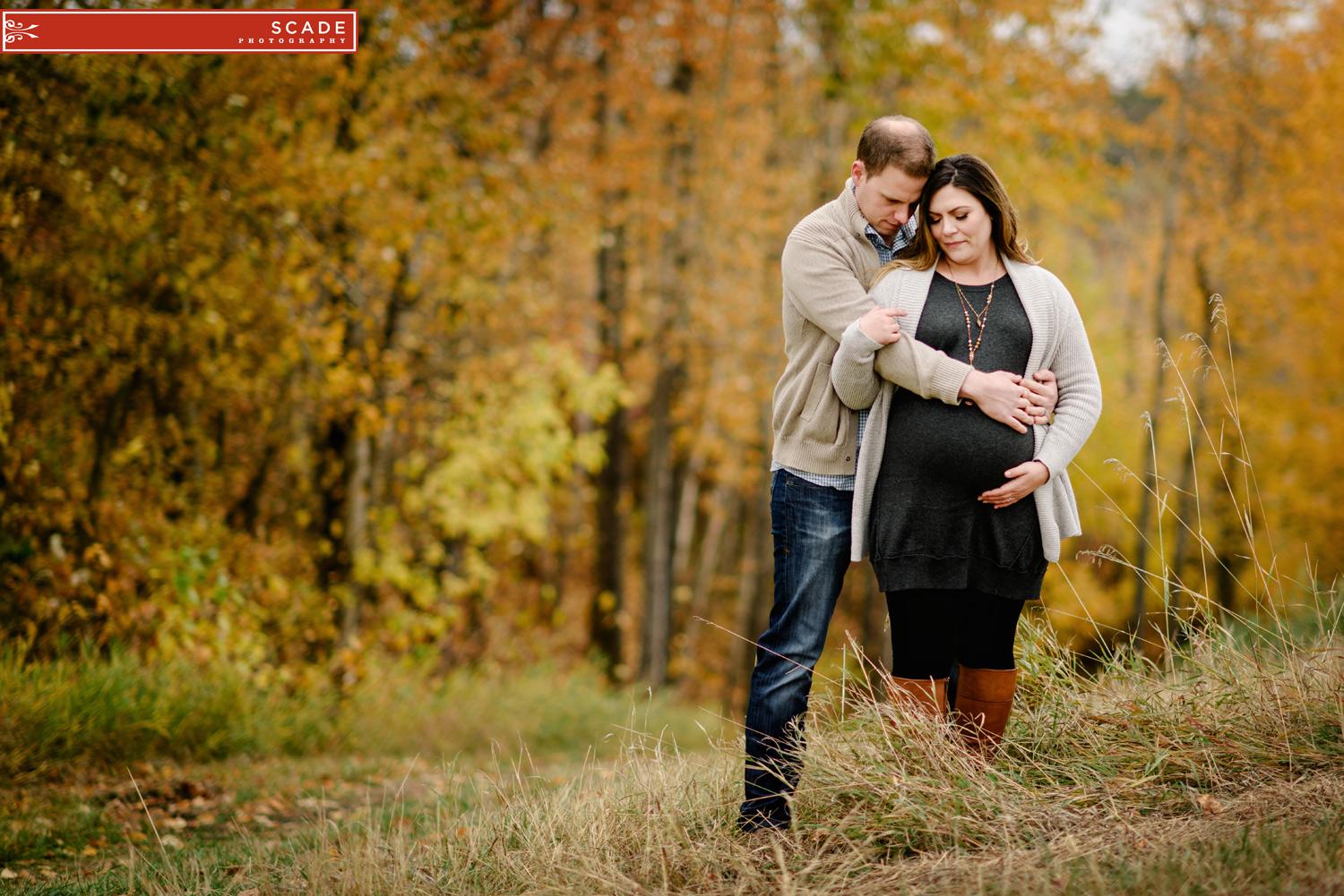 Fall maternity photography edmonton