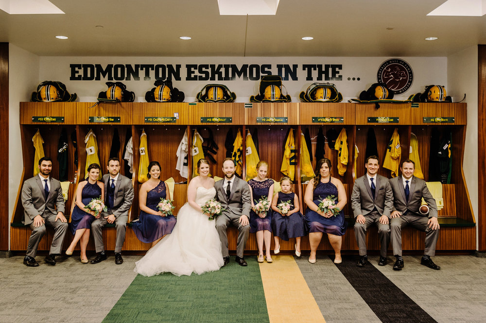 Edmonton-eskimos-commonwealth-Log-Cabin-wedding-chelsea-jay