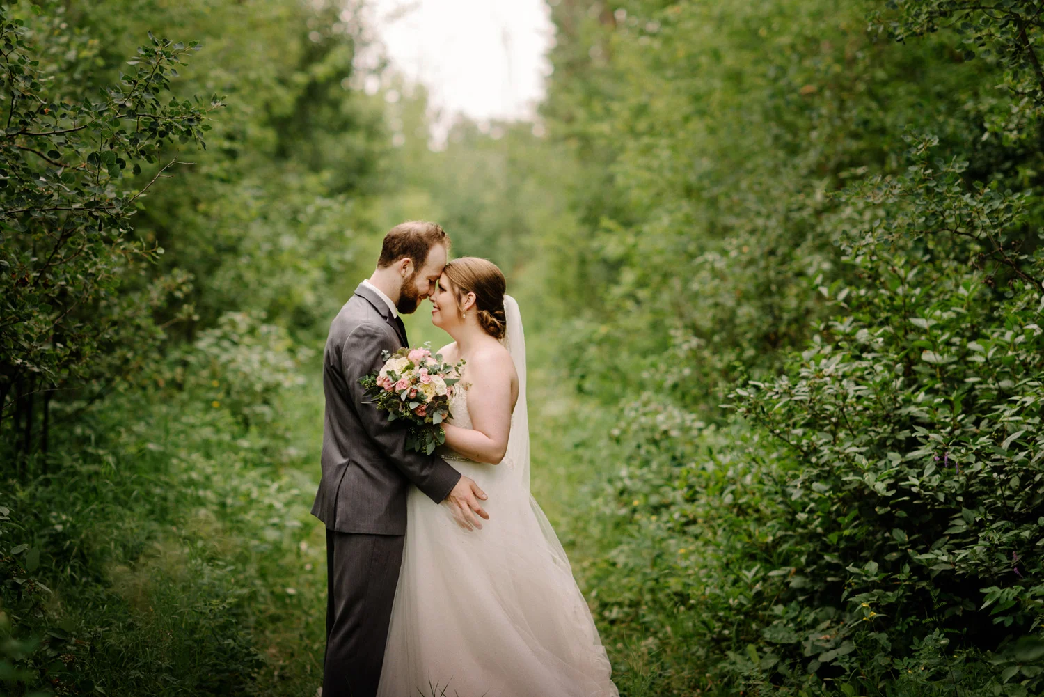 Edmonton Old Country Lodge wedding - Chelsea and Jay
