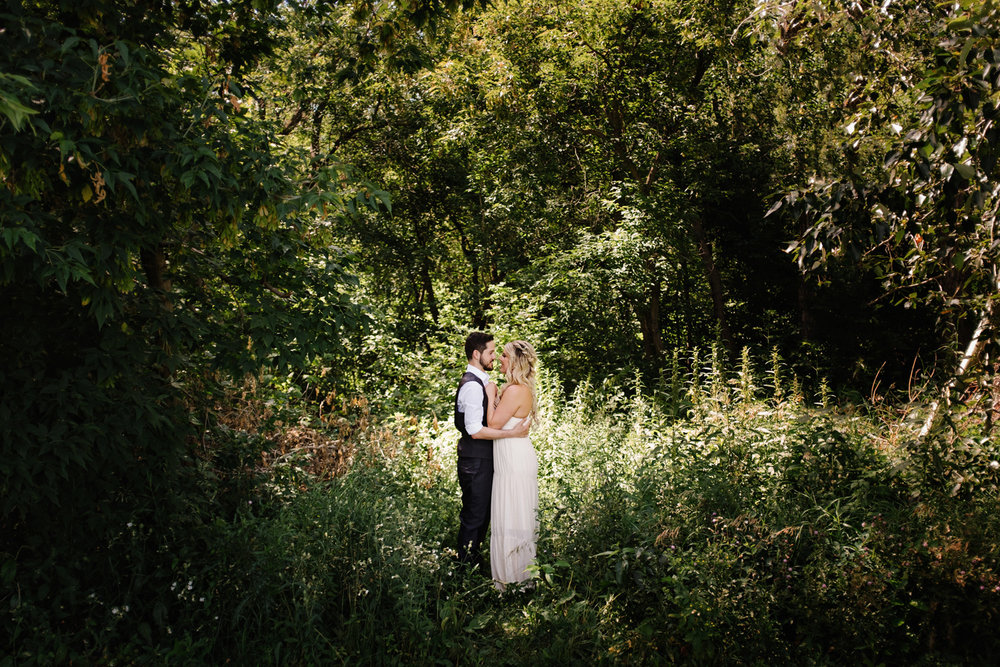 Edmonton-Log-Cabin-Polish-Veterans-Hall-Wedding-Photographs-Dary