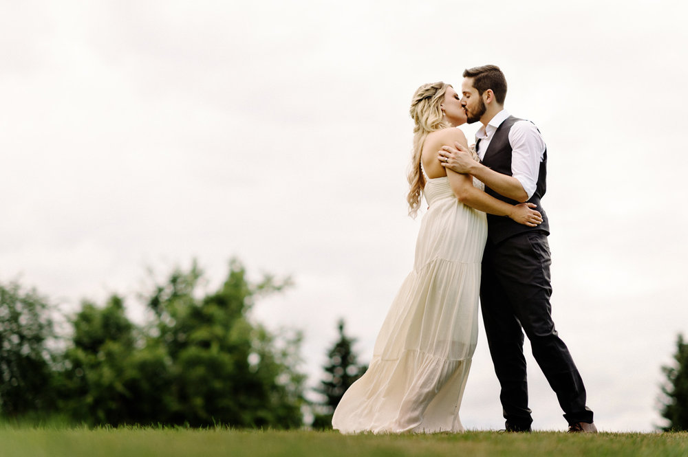 Edmonton-Log-Cabin-Polish-Veterans-Hall-Wedding-Photographs-Dary