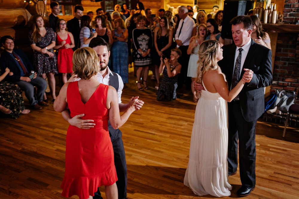 Edmonton-Log-Cabin-Polish-Veterans-Hall-Wedding-Photographs-Dary