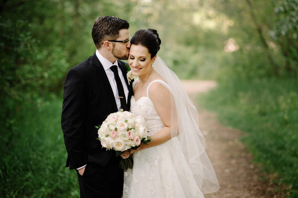 Edmonton River Valley Wedding - Amie and Alex -