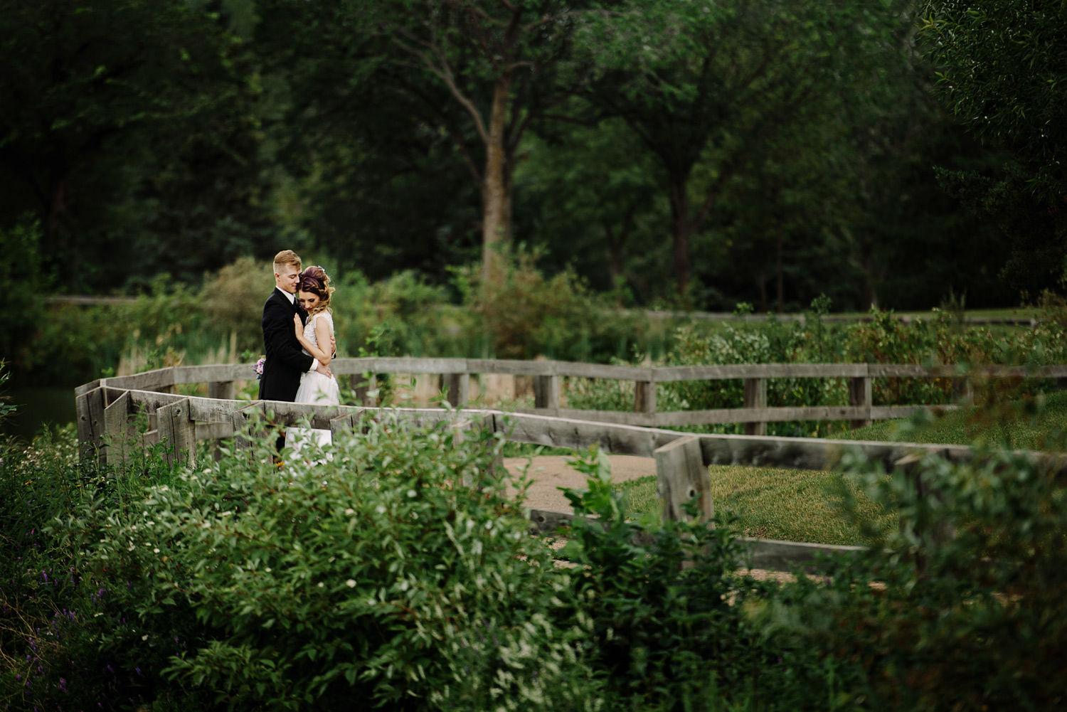 Edmonton Wedding Photography - Rundle Park - Isabel and Ryan