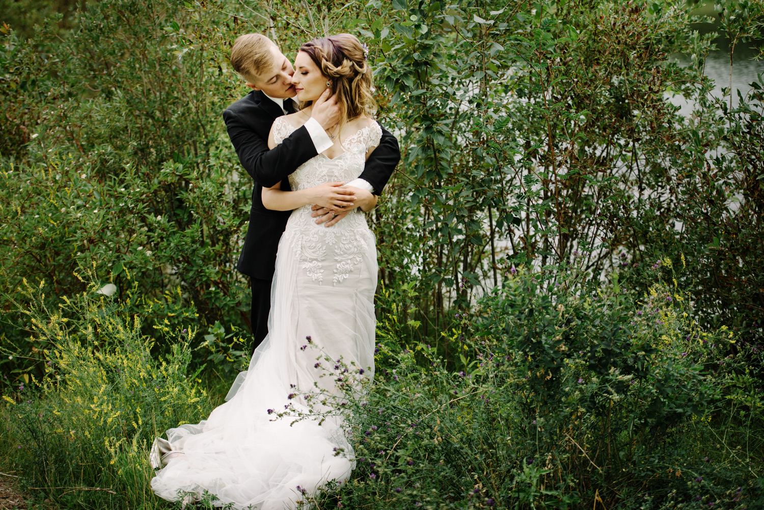 Edmonton Wedding Photography - Rundle Park - Isabel and Ryan