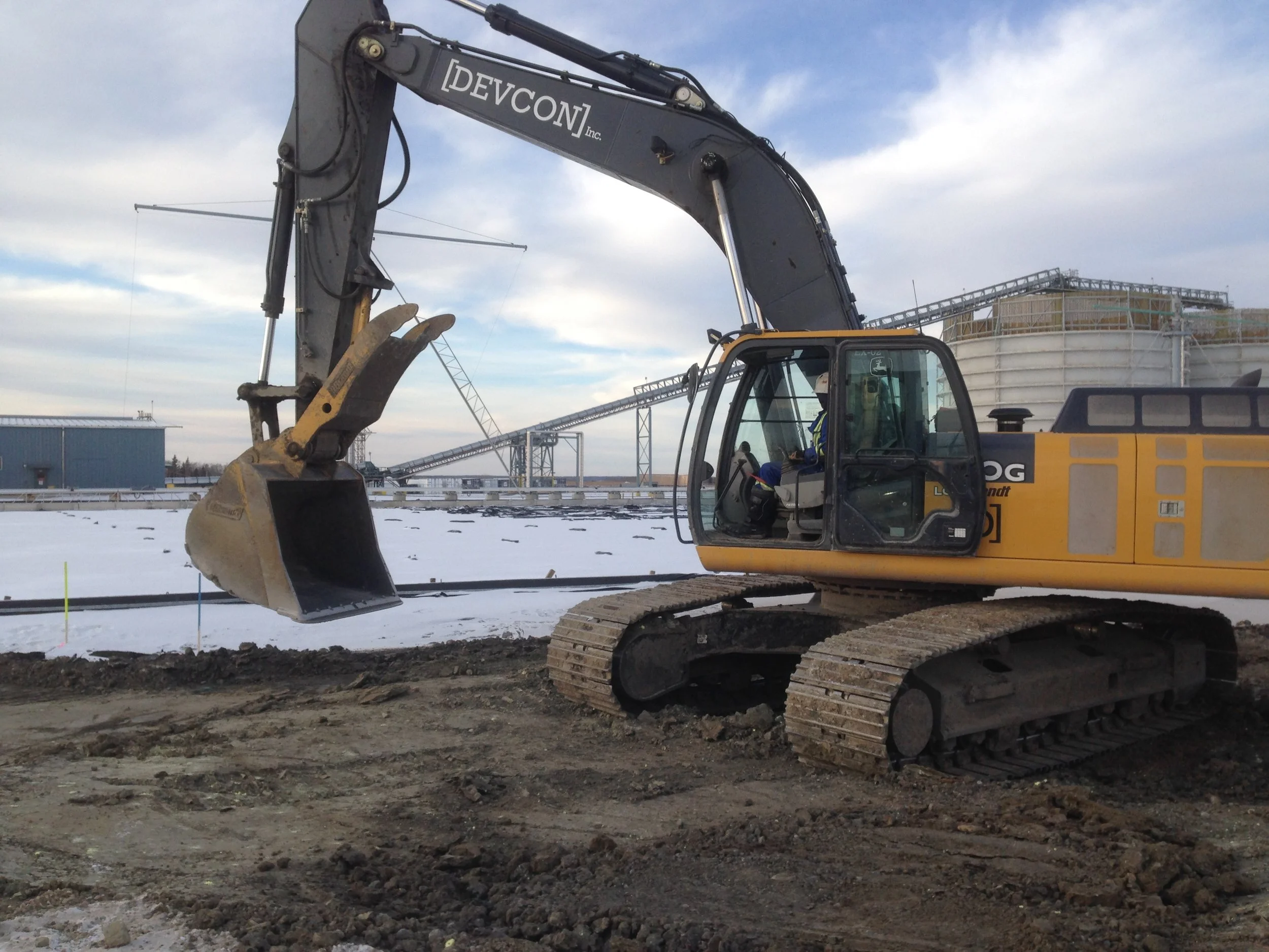   Sulphur Re-Melt     Consultant:  Tri Innovations Consulting Ltd.&nbsp;   Start Date:  September 2015   Completion Date:  June 2016   Project Scope:&nbsp;     Discovery excavation    Excavation and removal of contaminated soils    Removal, supply an