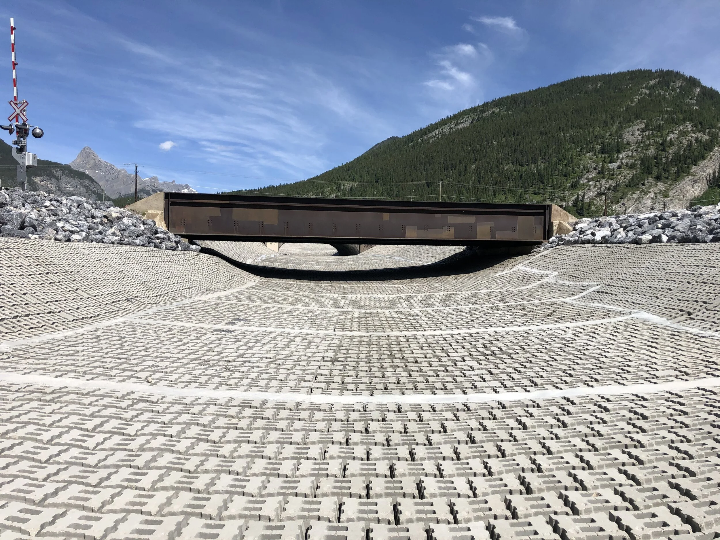 Pedestrian bridge installation