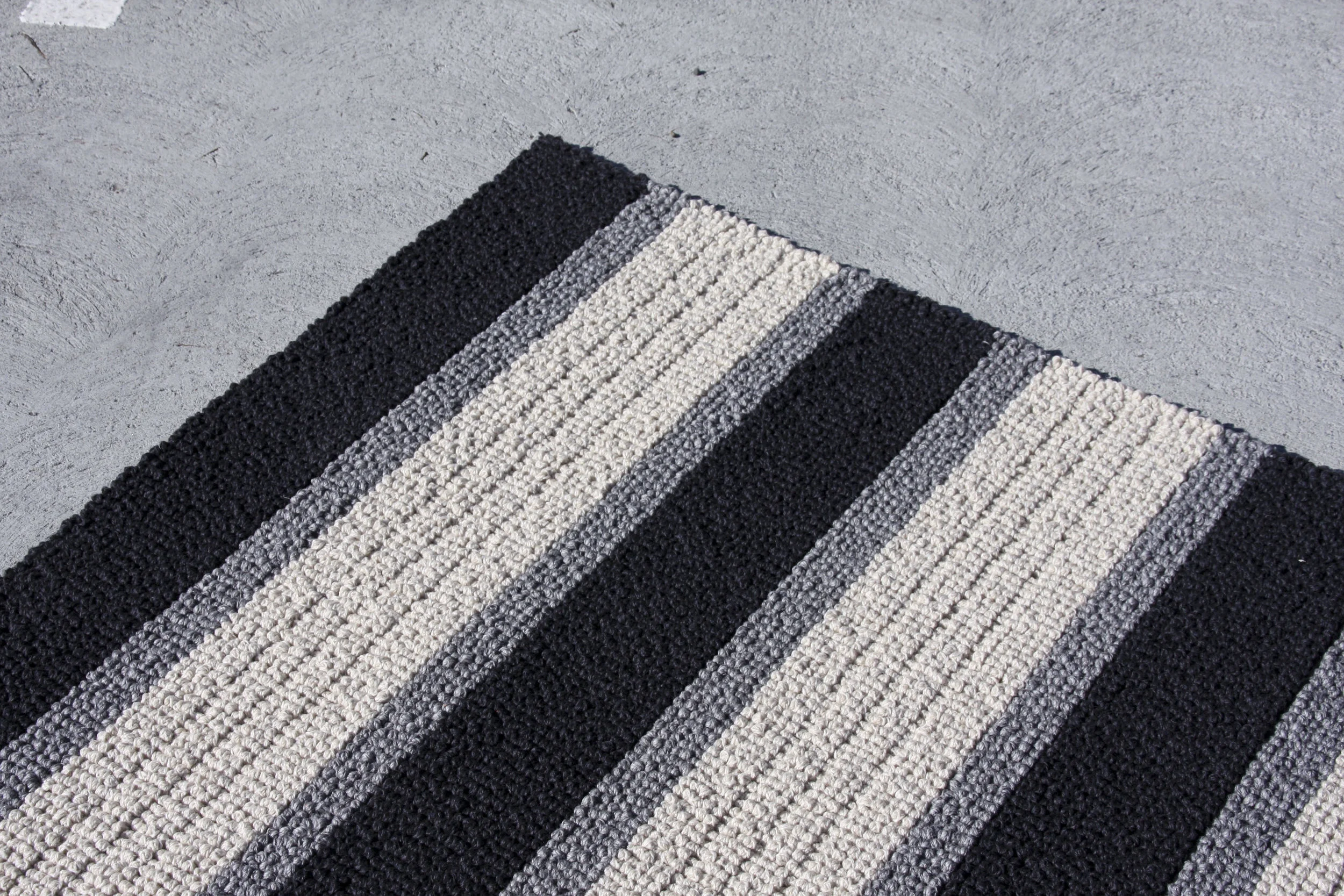 Stripe runner_neutrals_stockrug4.jpg