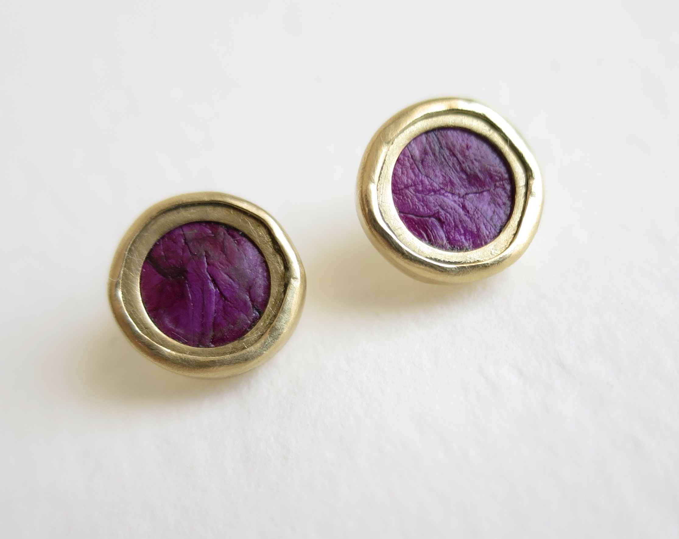 Jewelry Jewellery 18kt Gold with Cerise coloured Salmon skin