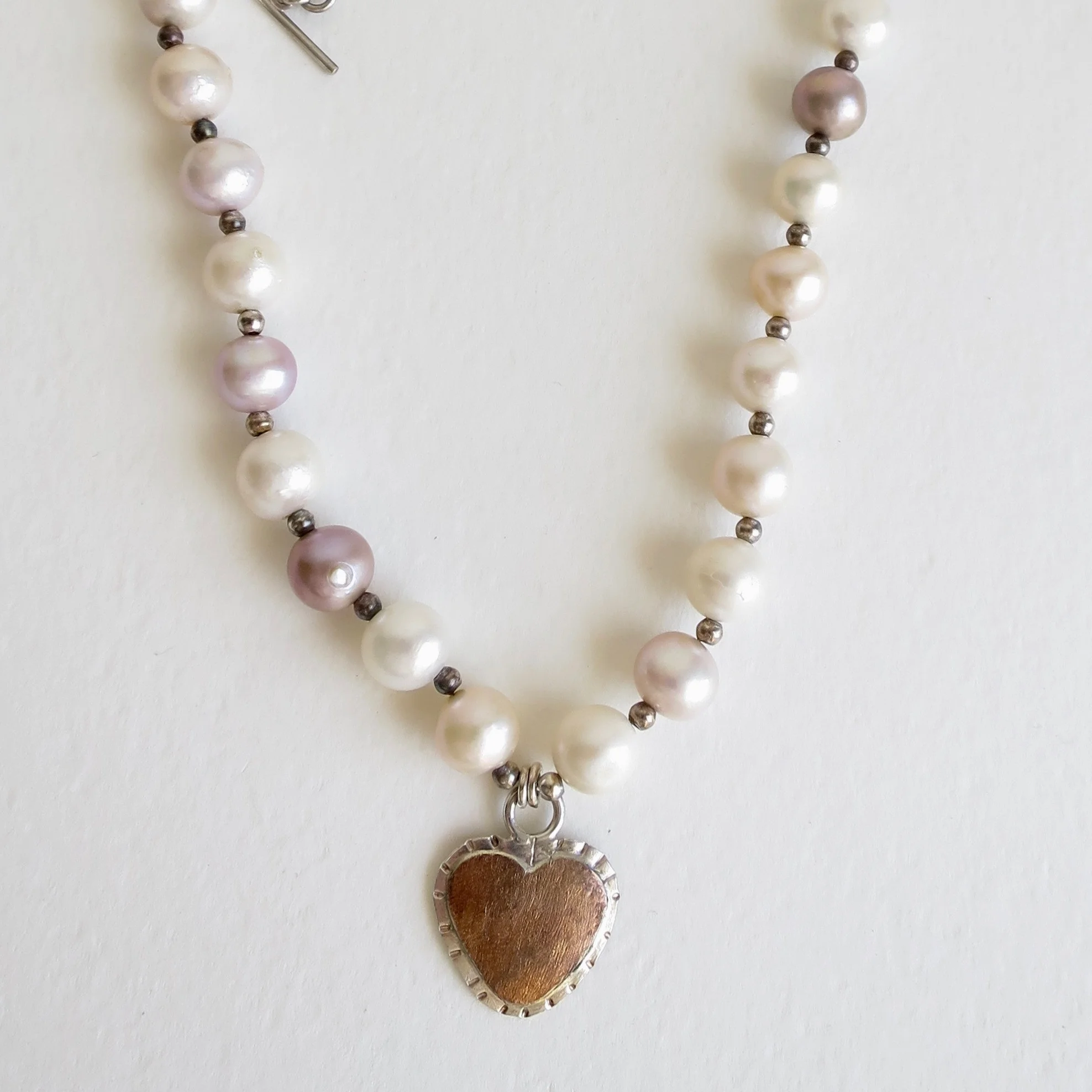 Jewelry Jewellery Necklace with Pearls and 14kt gold heart drop