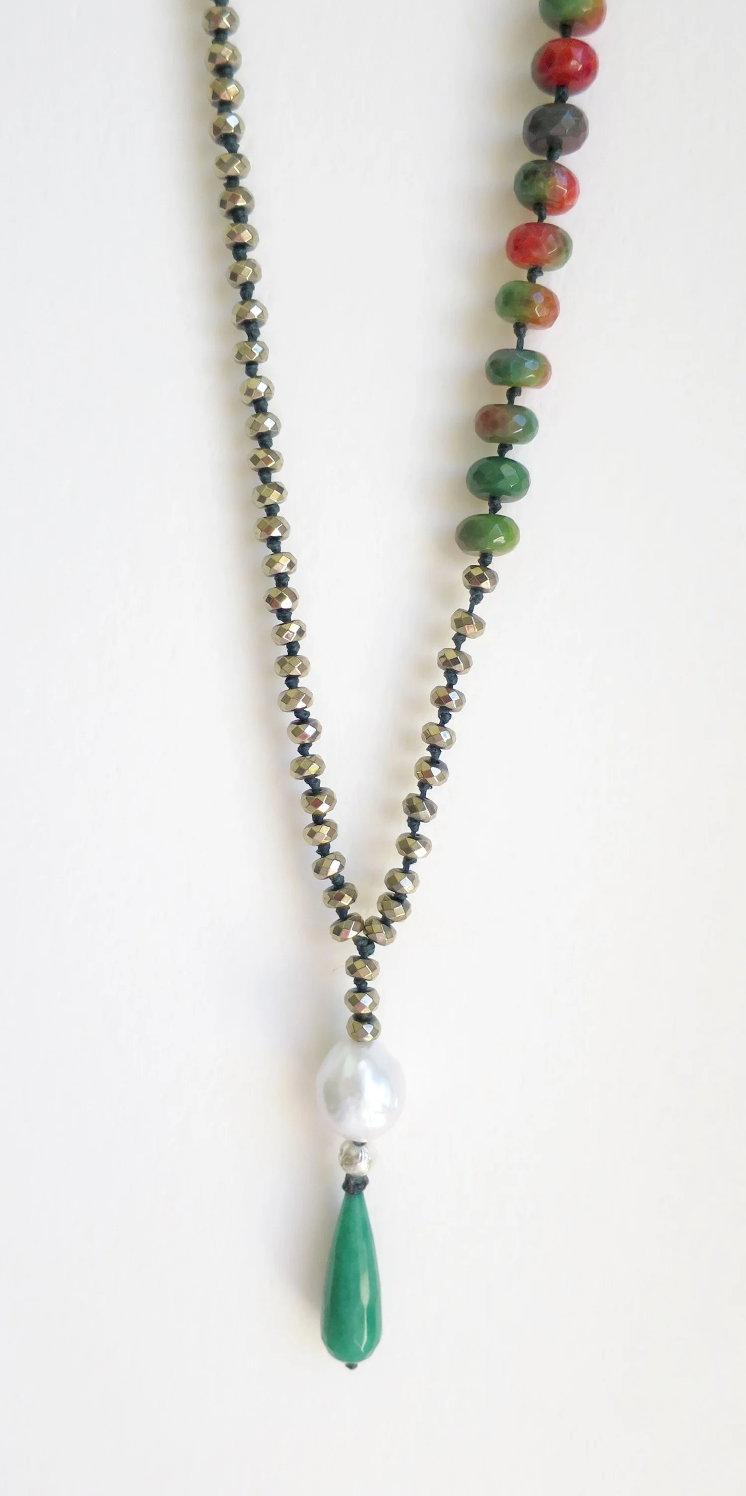 Earth toned Agate necklace