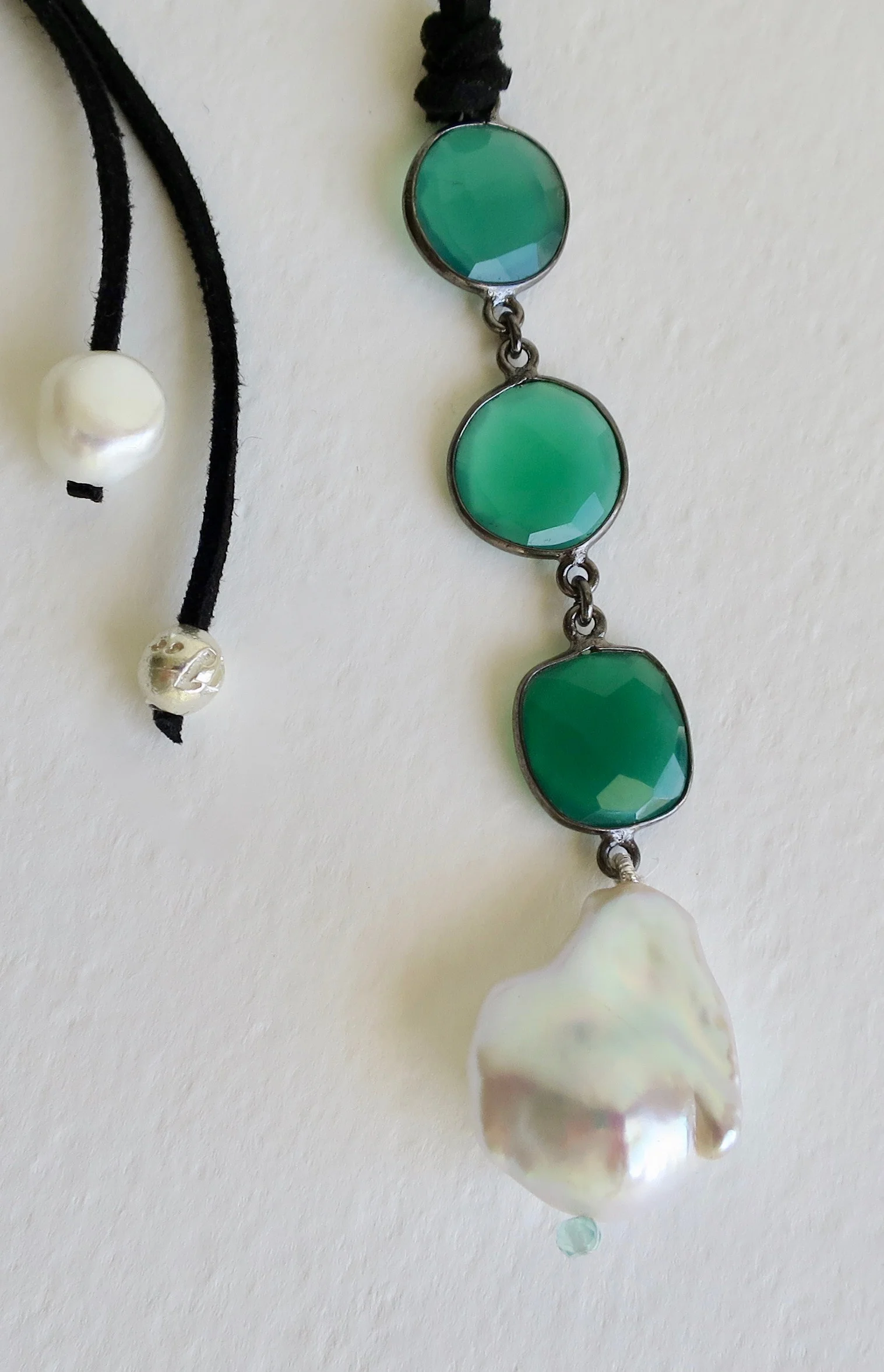 Jade necklace with large pearl drop