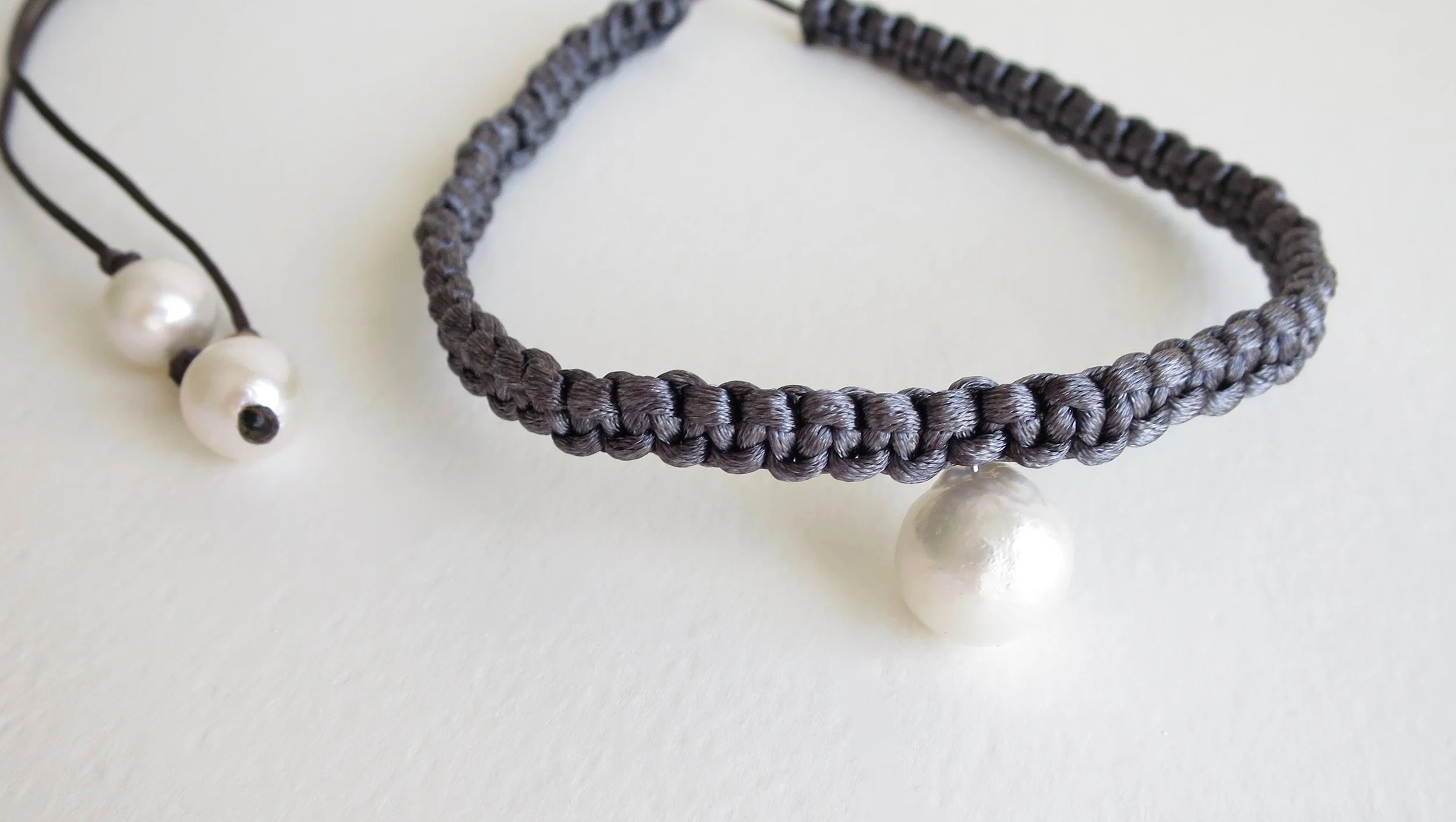 Grey satin Pearl Choker 