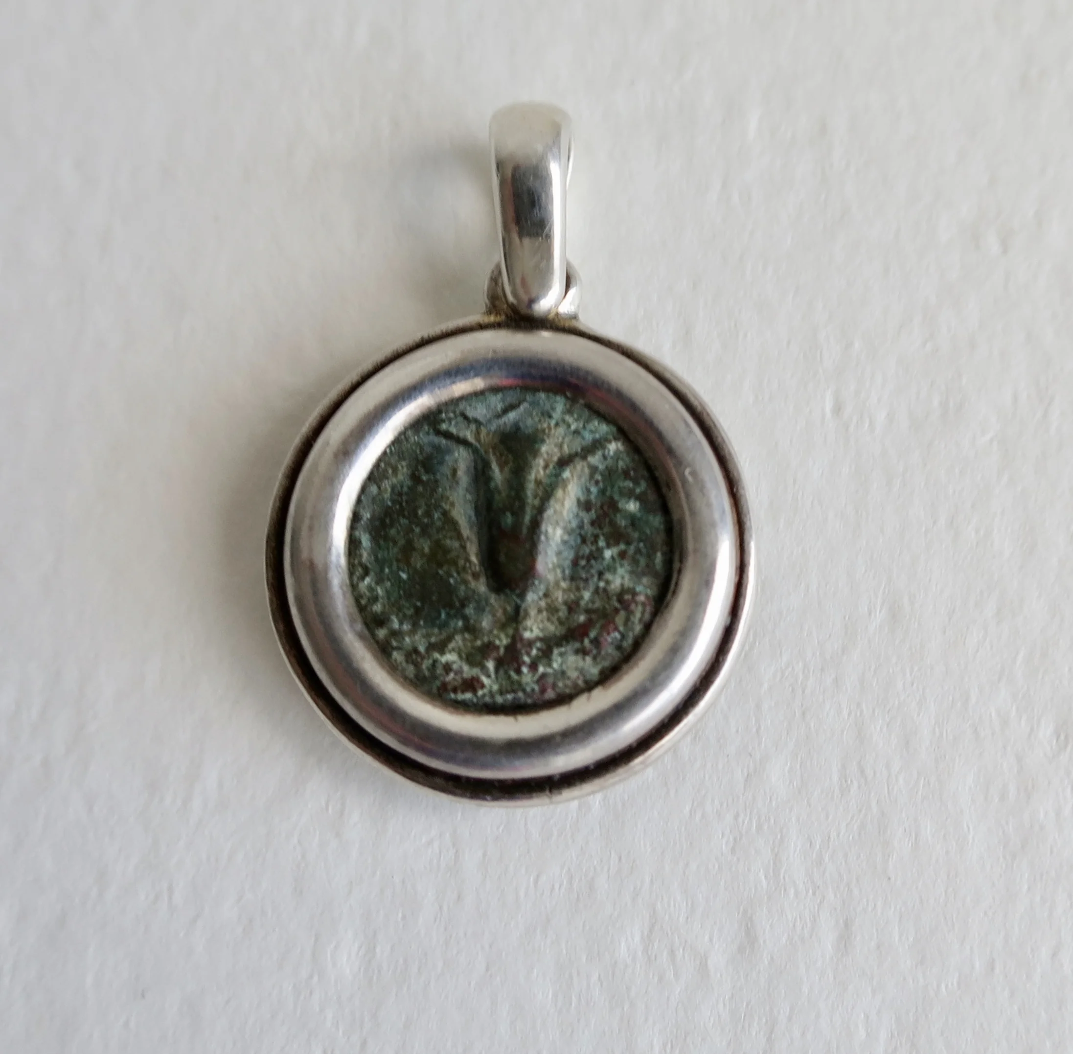 Jewelry Jewellery Lily of Jerusalem bronze coin pendant