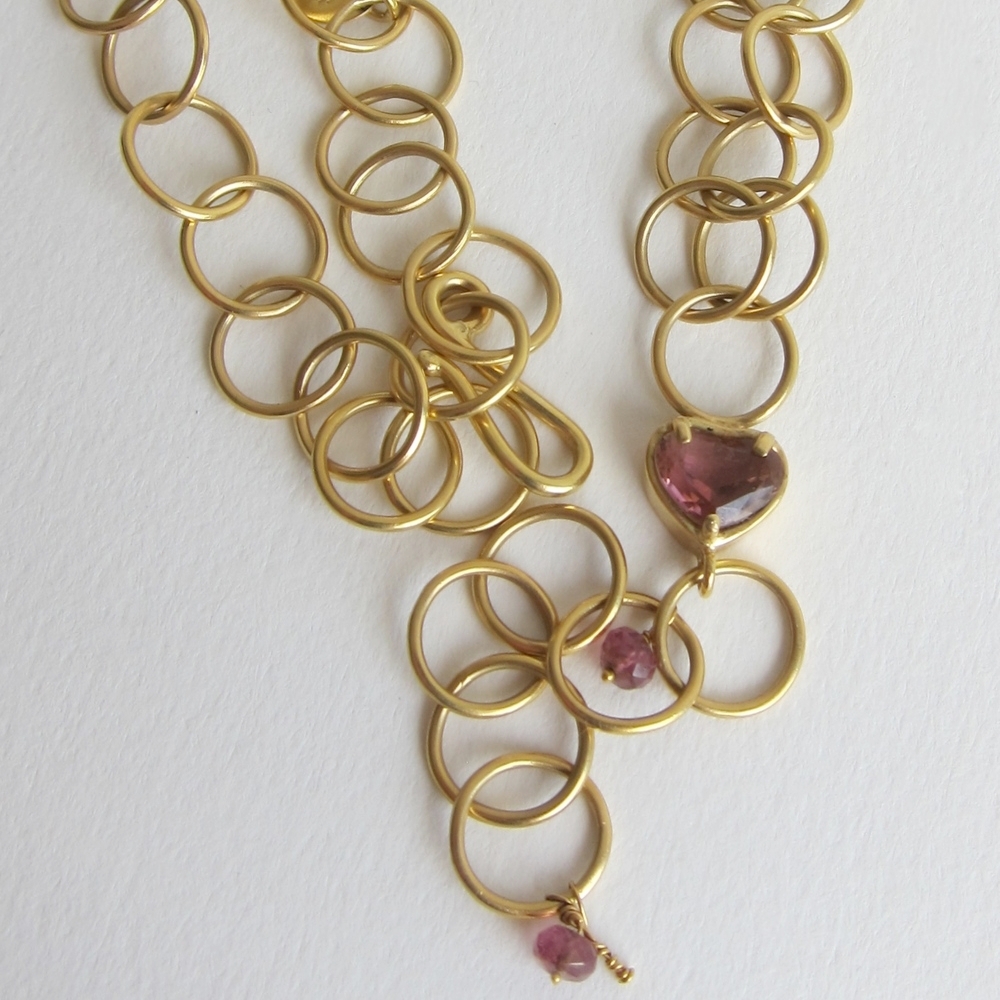 Jewelry Jewellery 18kt Gold Links necklace with hand cut Pink Tourmaline hearts