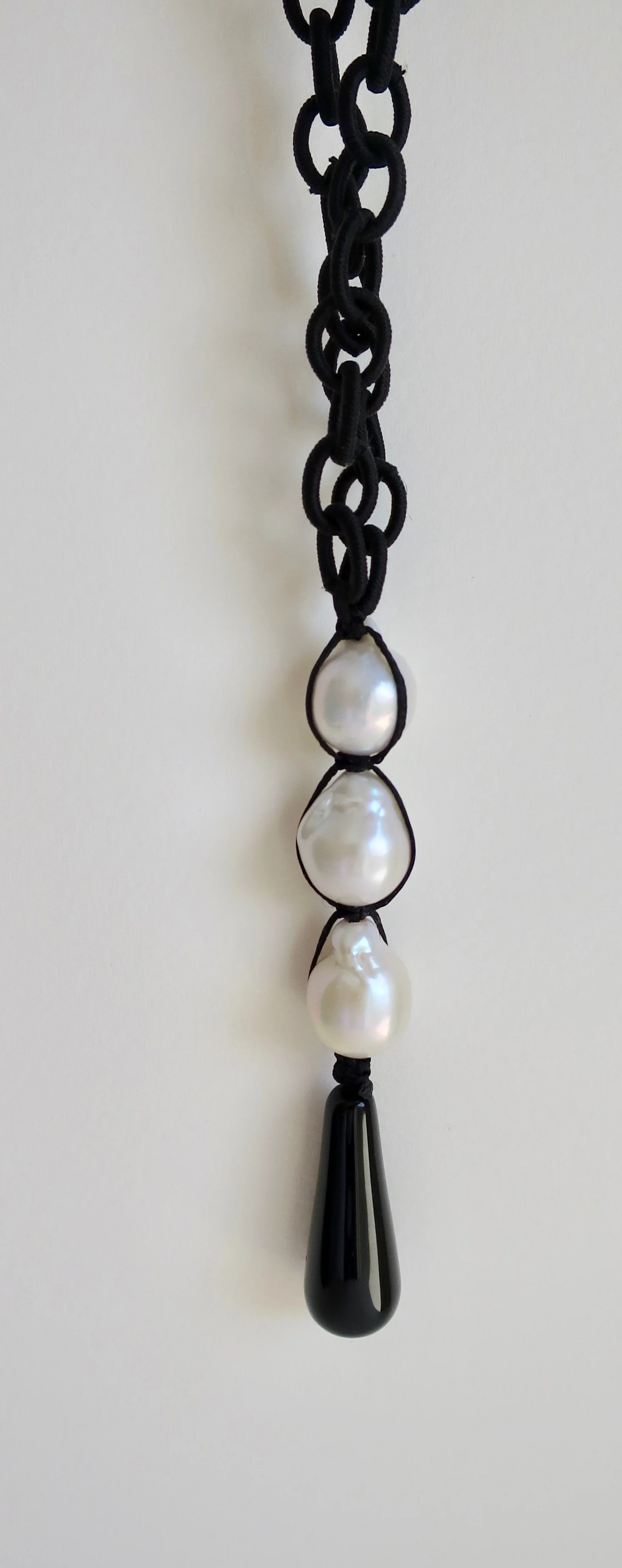 Black satin links necklace with Pearls and Onyx